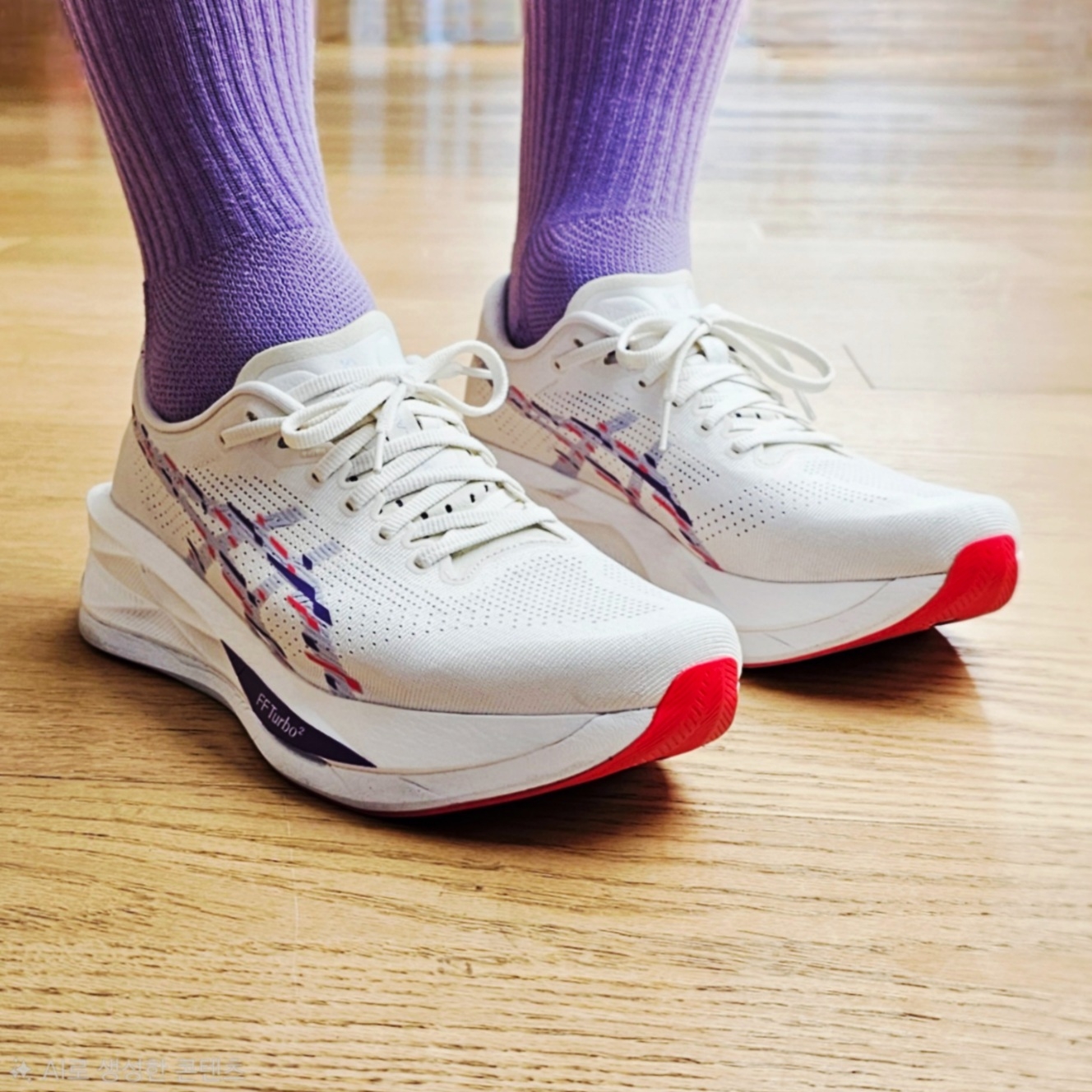 Asics Sonicblast Cream Blue Fade 착용 스타일