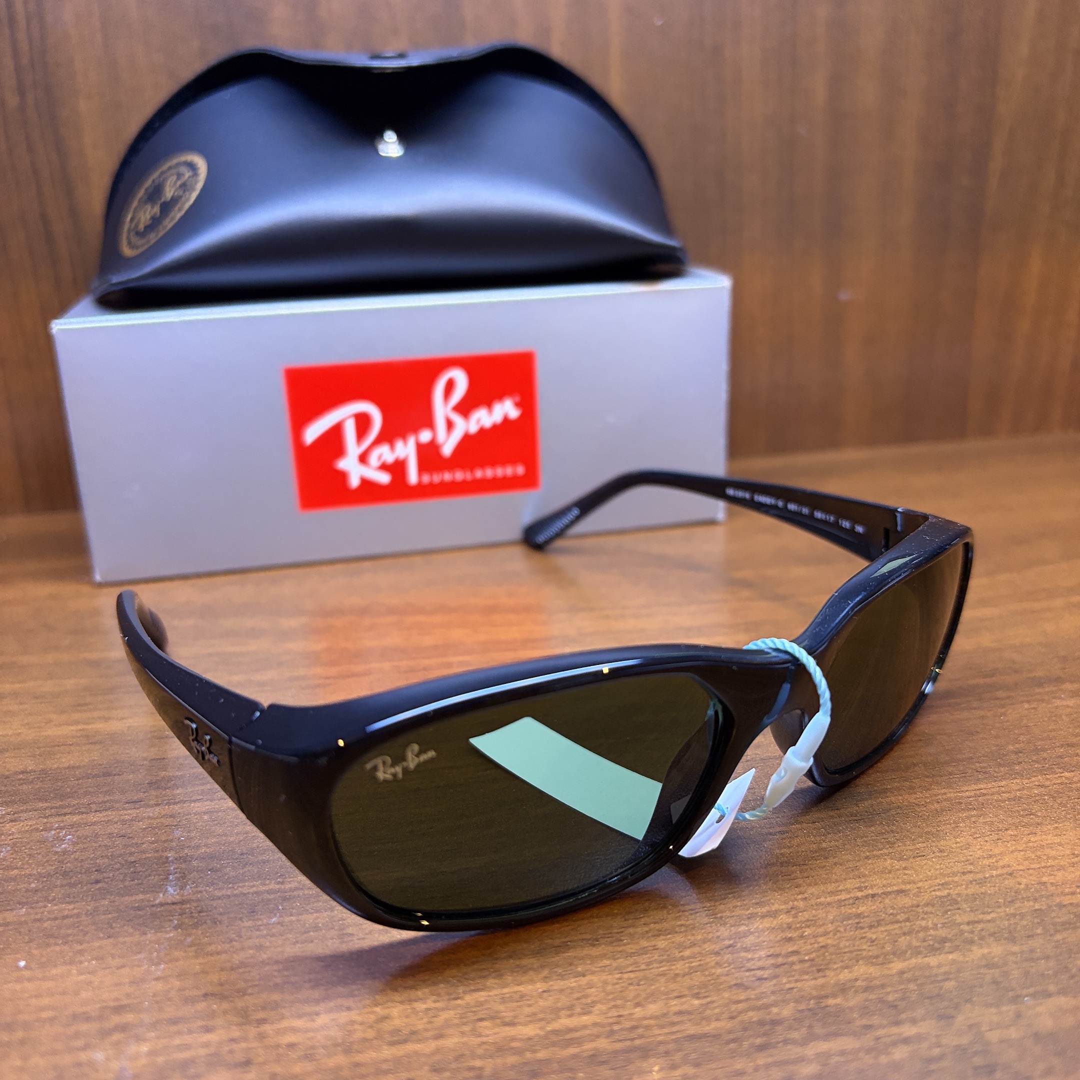 Ray-Ban DADDY-O II Polished Black Frame Green Classic G-15 Lenses 착용 스타일