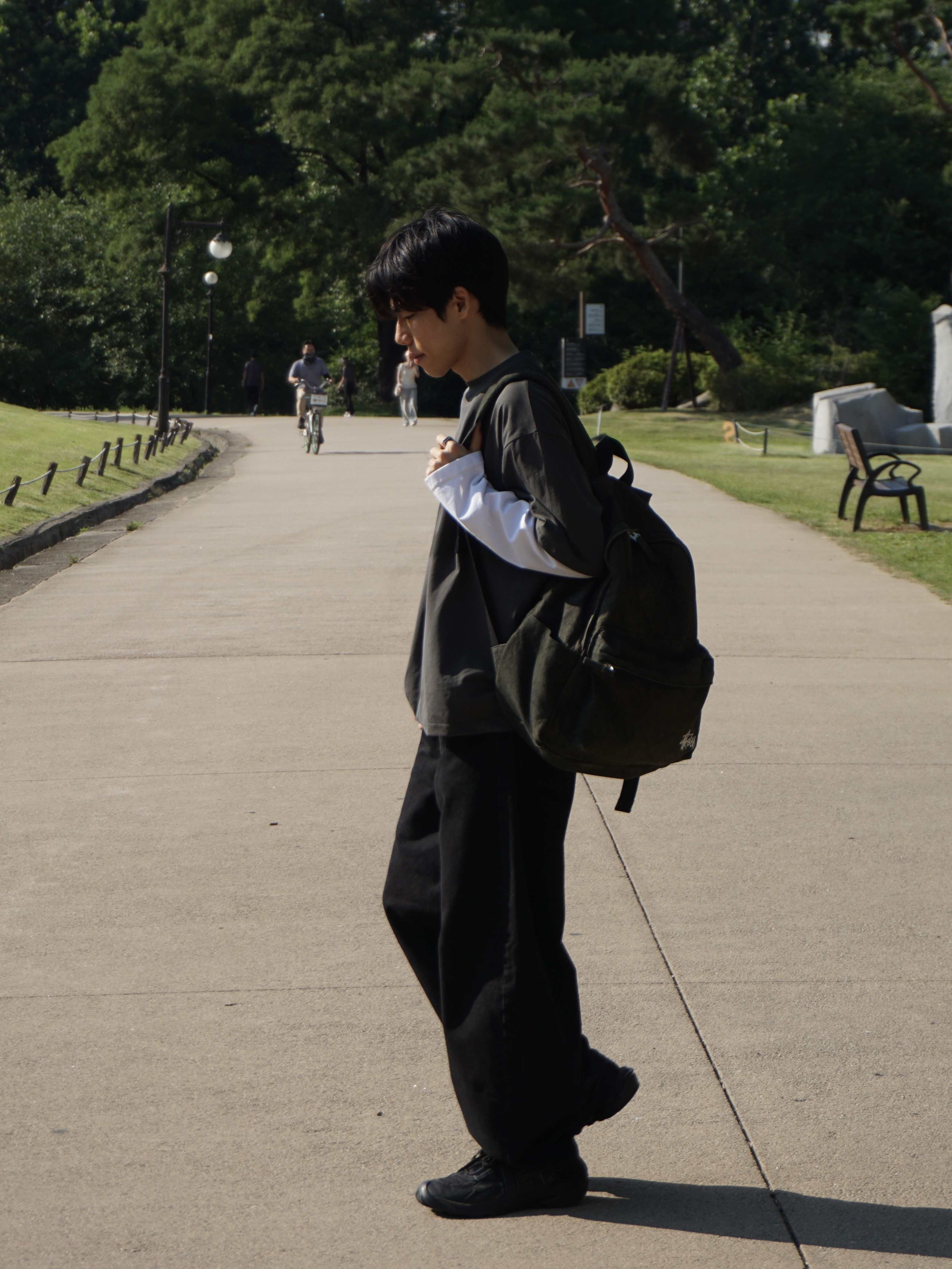 Stussy Canvas Backpack Washed Black 착용 스타일 - 3
