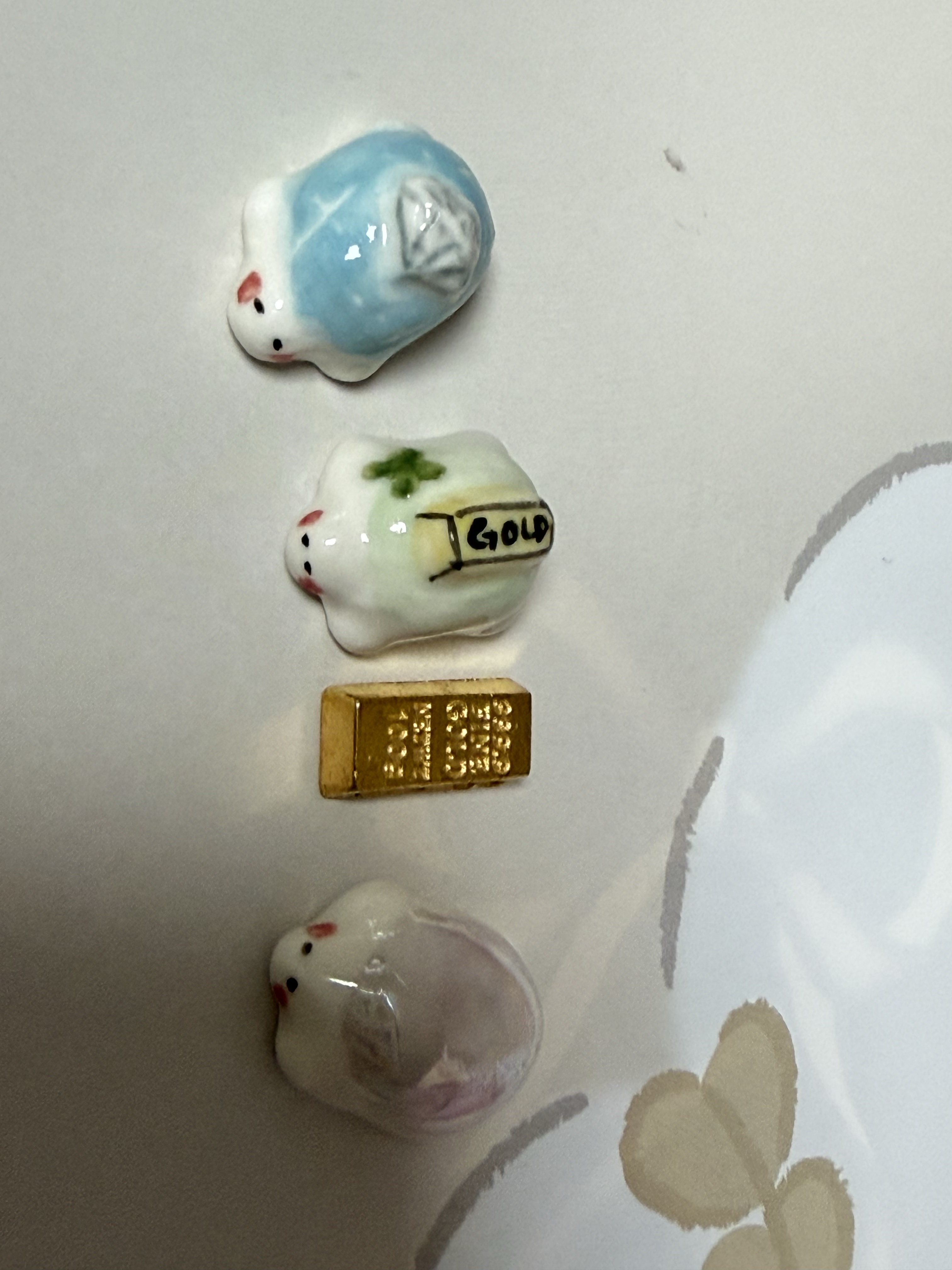 ANIMINI Lucky Turtle Gold Bar 착용 스타일 - 2