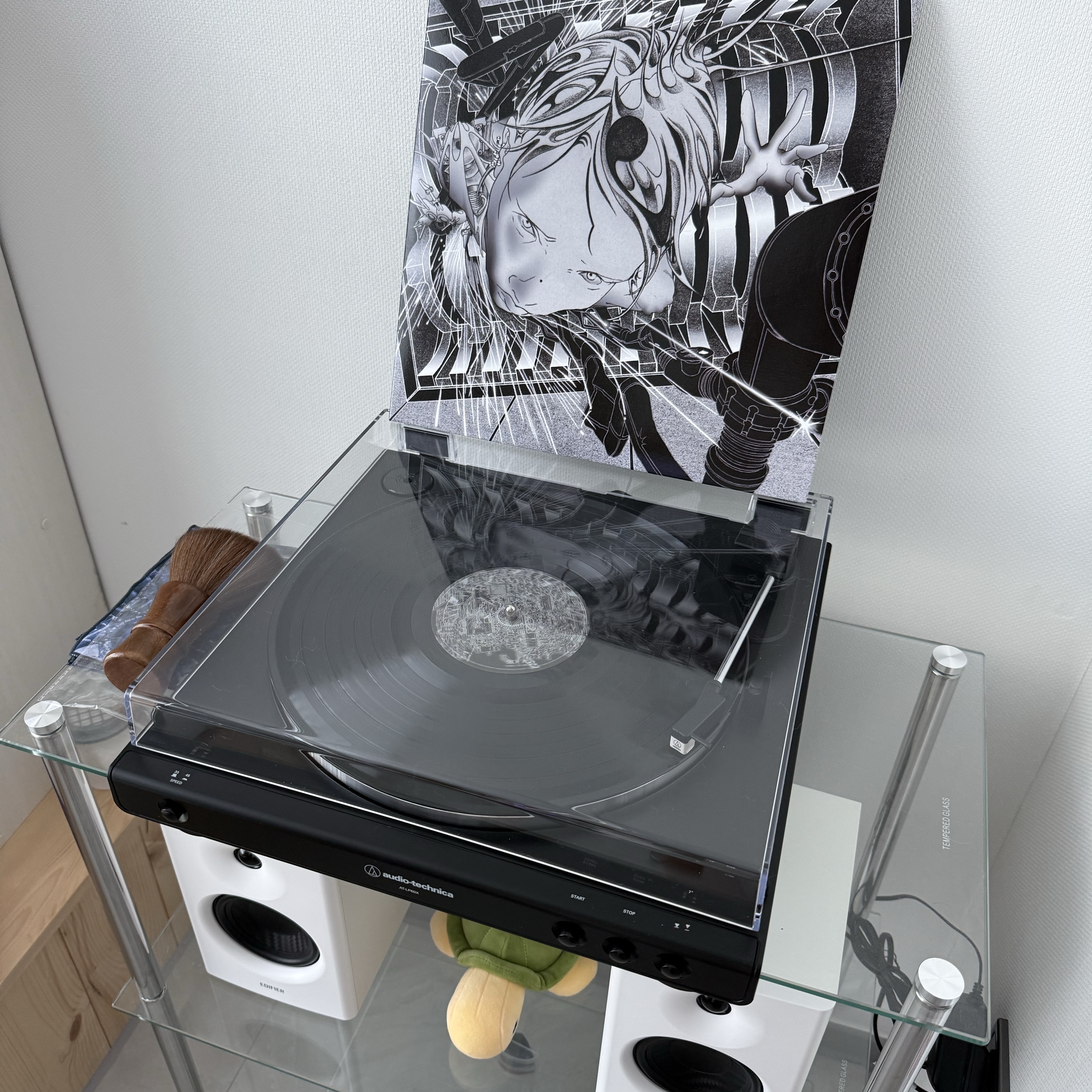 Audio-Technica AT-LP60X Auto Belt Drive Turntable Black (Korean Ver.), Silica Gel 2nd Album Power Andre 99 LP Black (2LP) 착용 스타일