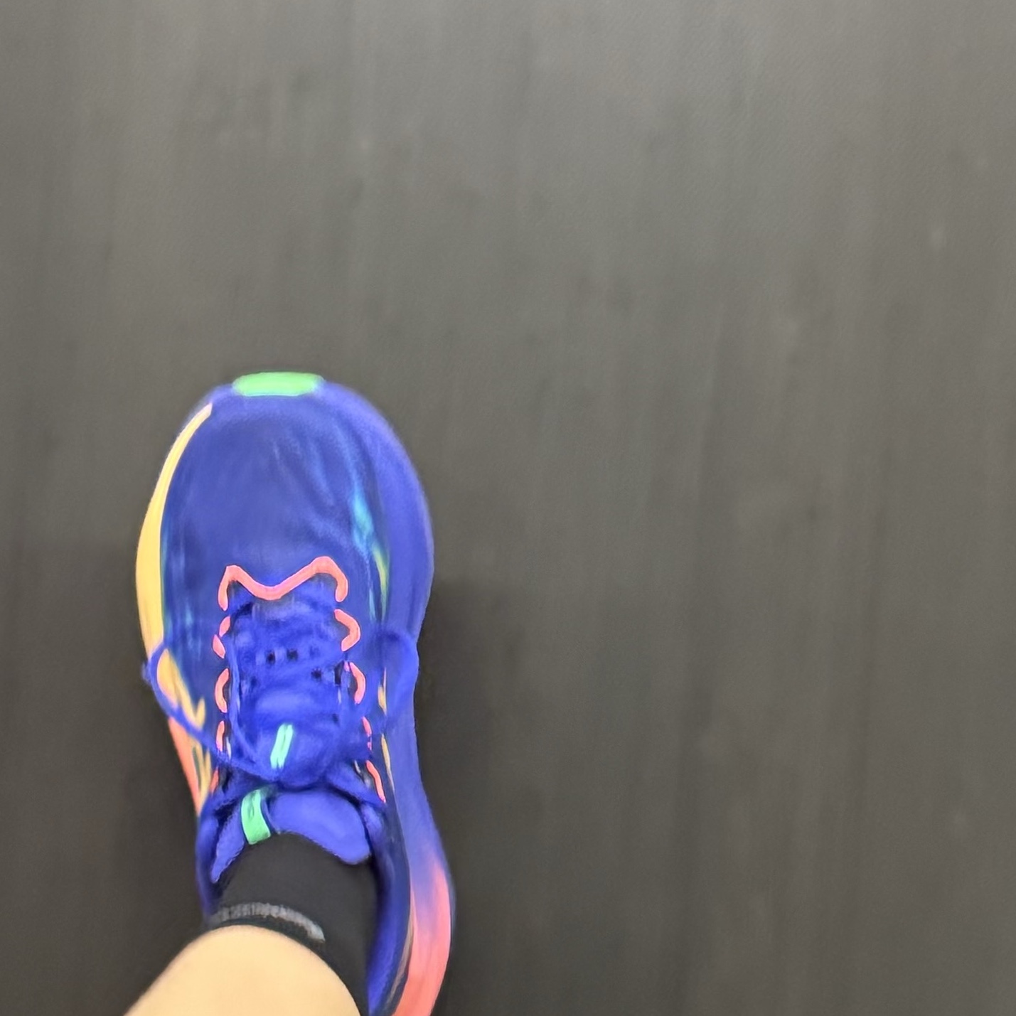 Asics Superblast 3 Cobalt Burst Light Orange 착용 스타일
