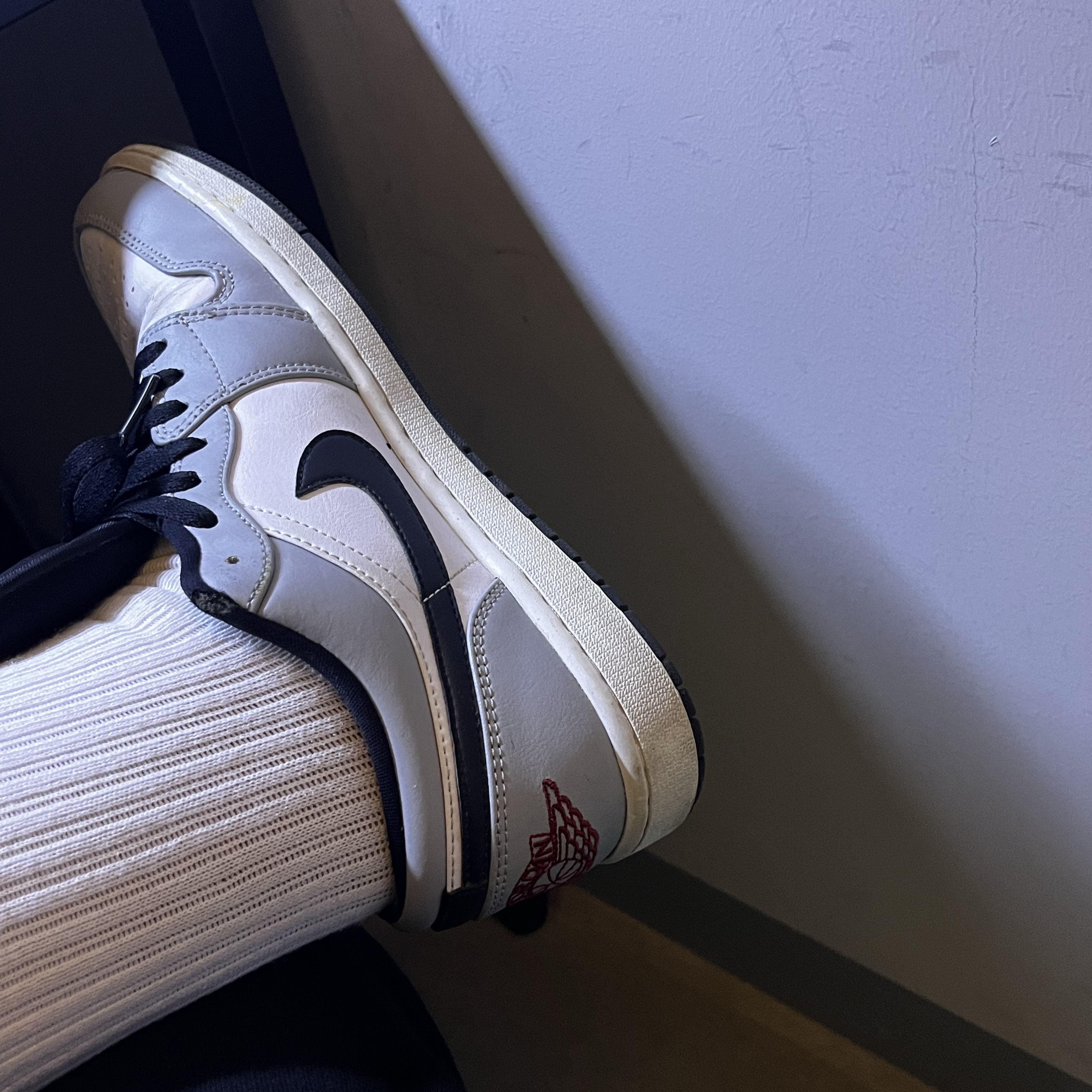 Jordan 1 Low Light Smoke Grey 착용 스타일