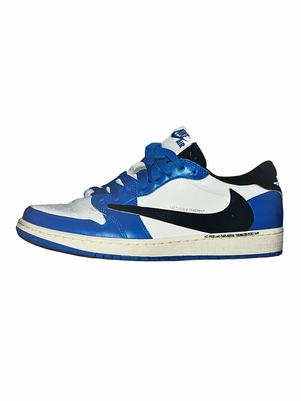 Jordan 1 x Travis Scott x Fragment Retro Low OG SP Military Blue, Jordan 1 x Travis Scott x Fragment Retro Low OG SP Sail Military Blue 착용 스타일 - 3