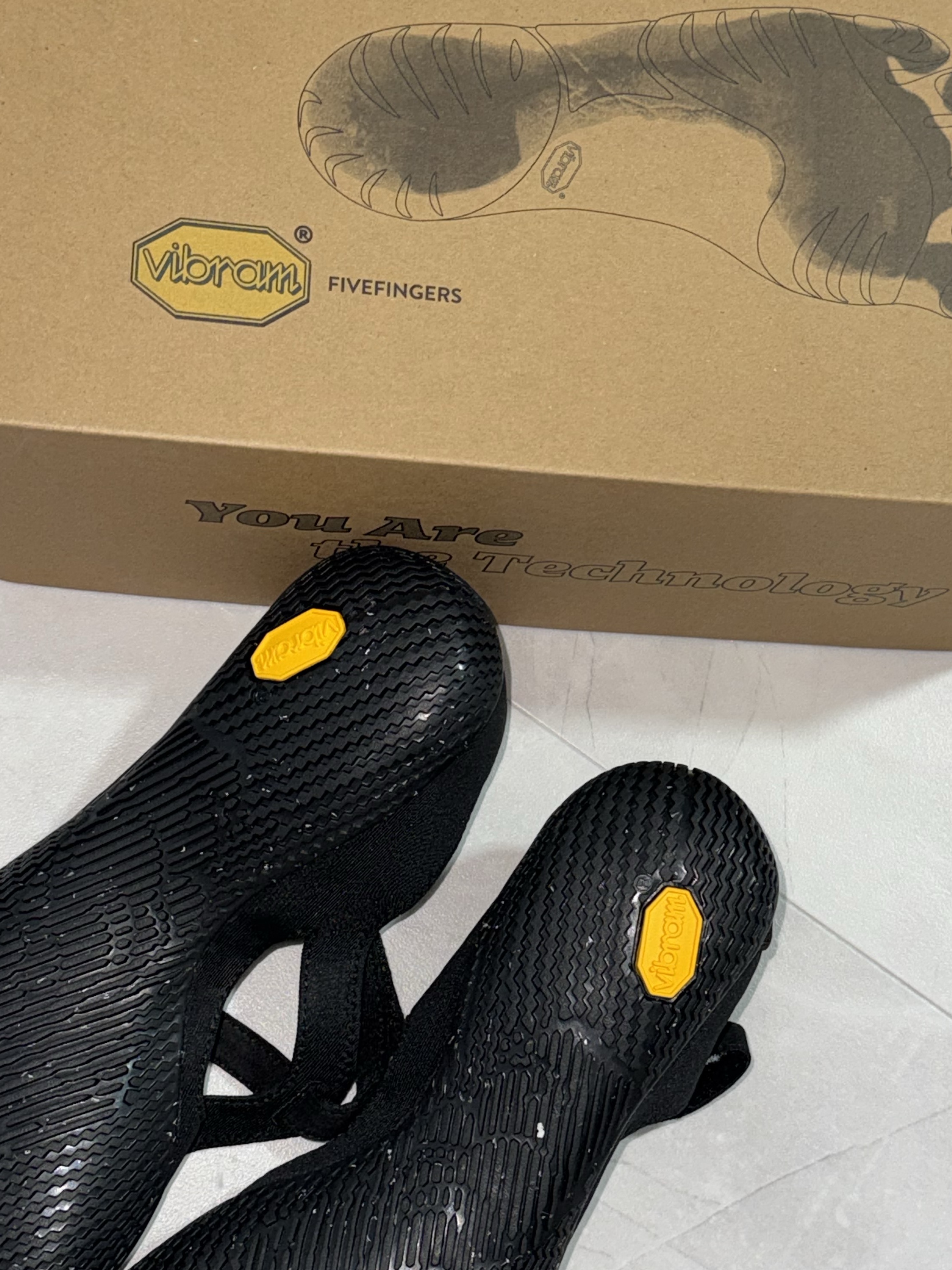 (W) Vibram Fivefingers V-Soul Black 착용 스타일 - 3