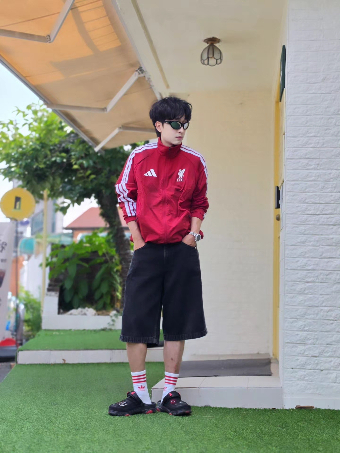 Crocs x Staple Classic All Terrain Clog Black, Samsung Galaxy Watch8 Classic 46mm Bluetooth White (Korean Ver.) 착용 스타일 - 5