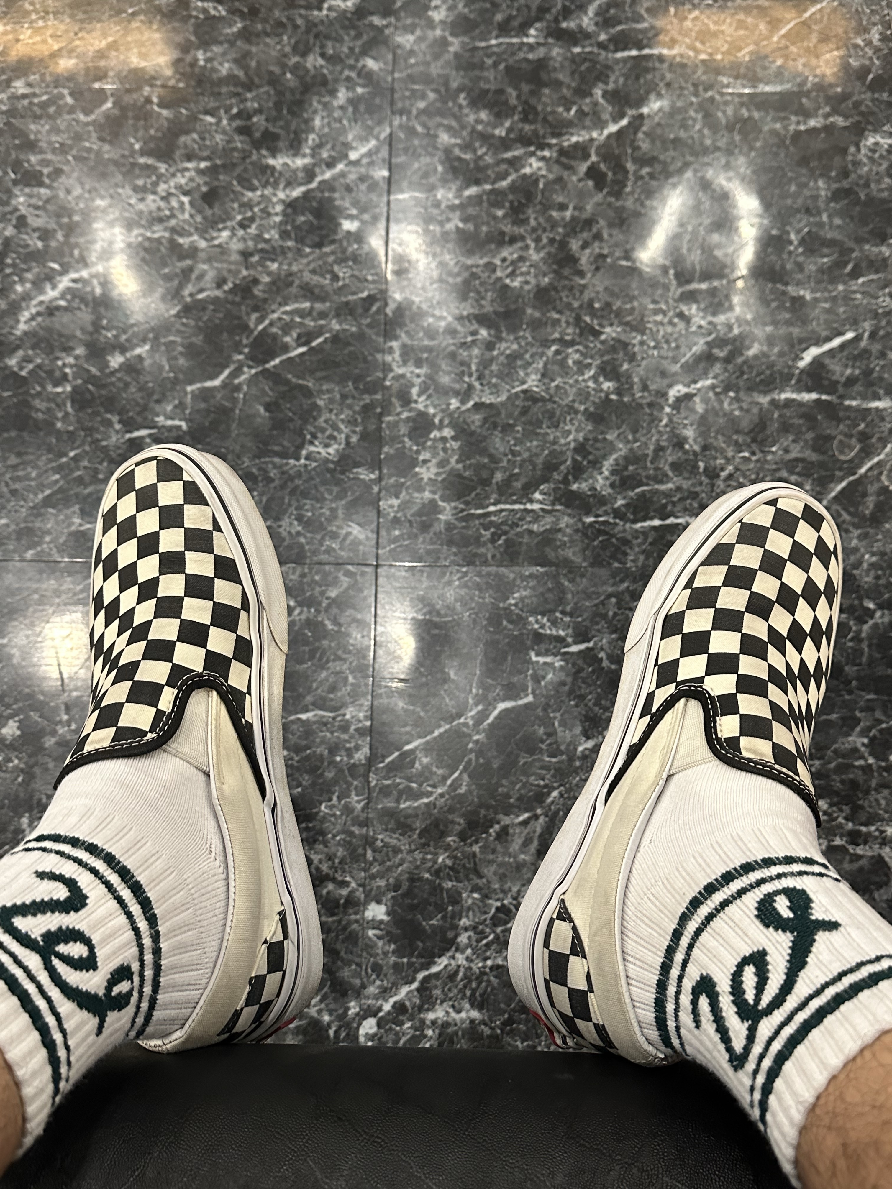 Vans Slip-On Checkerboard 착용 스타일