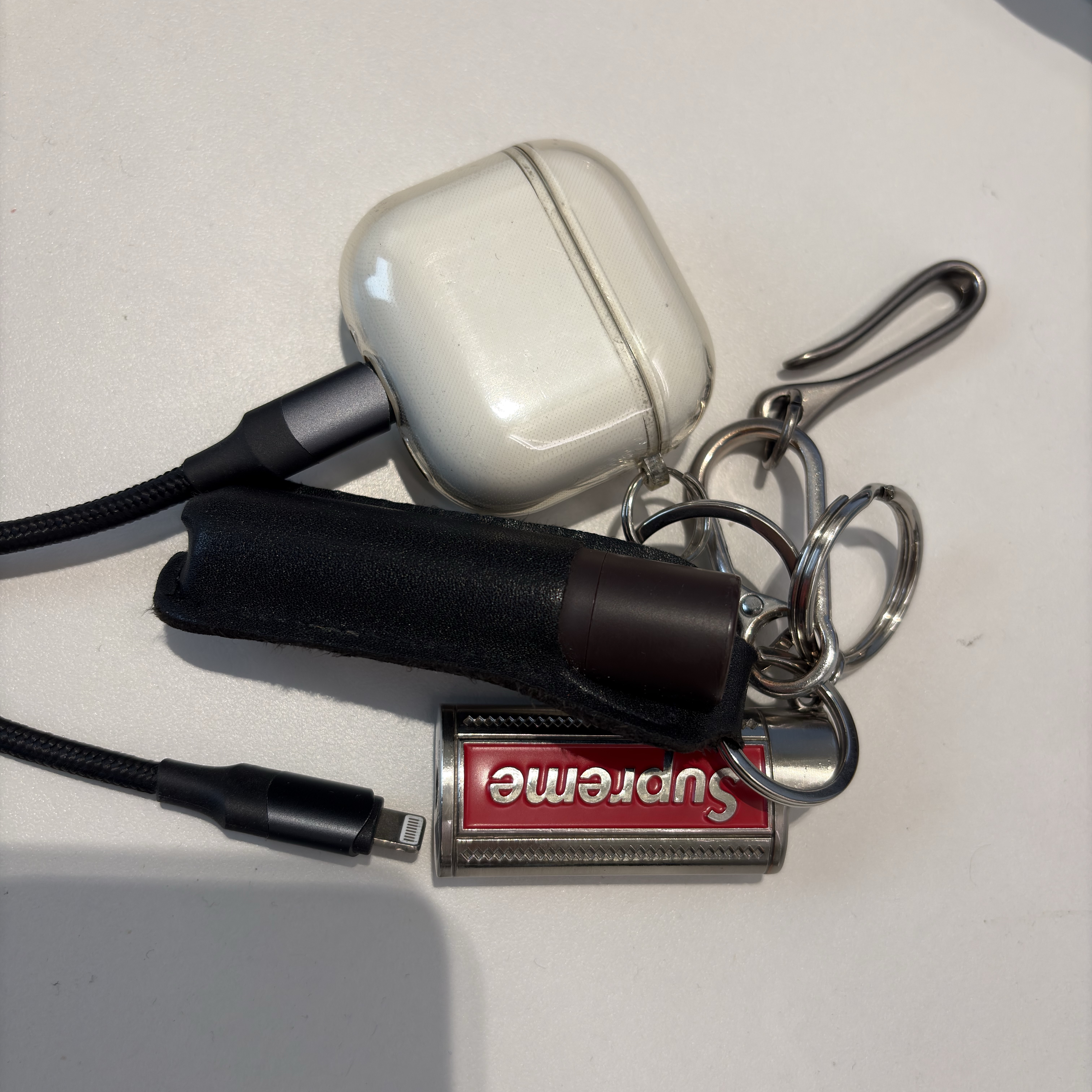 Supreme Metal Lighter Holster - 19SS 착용 스타일