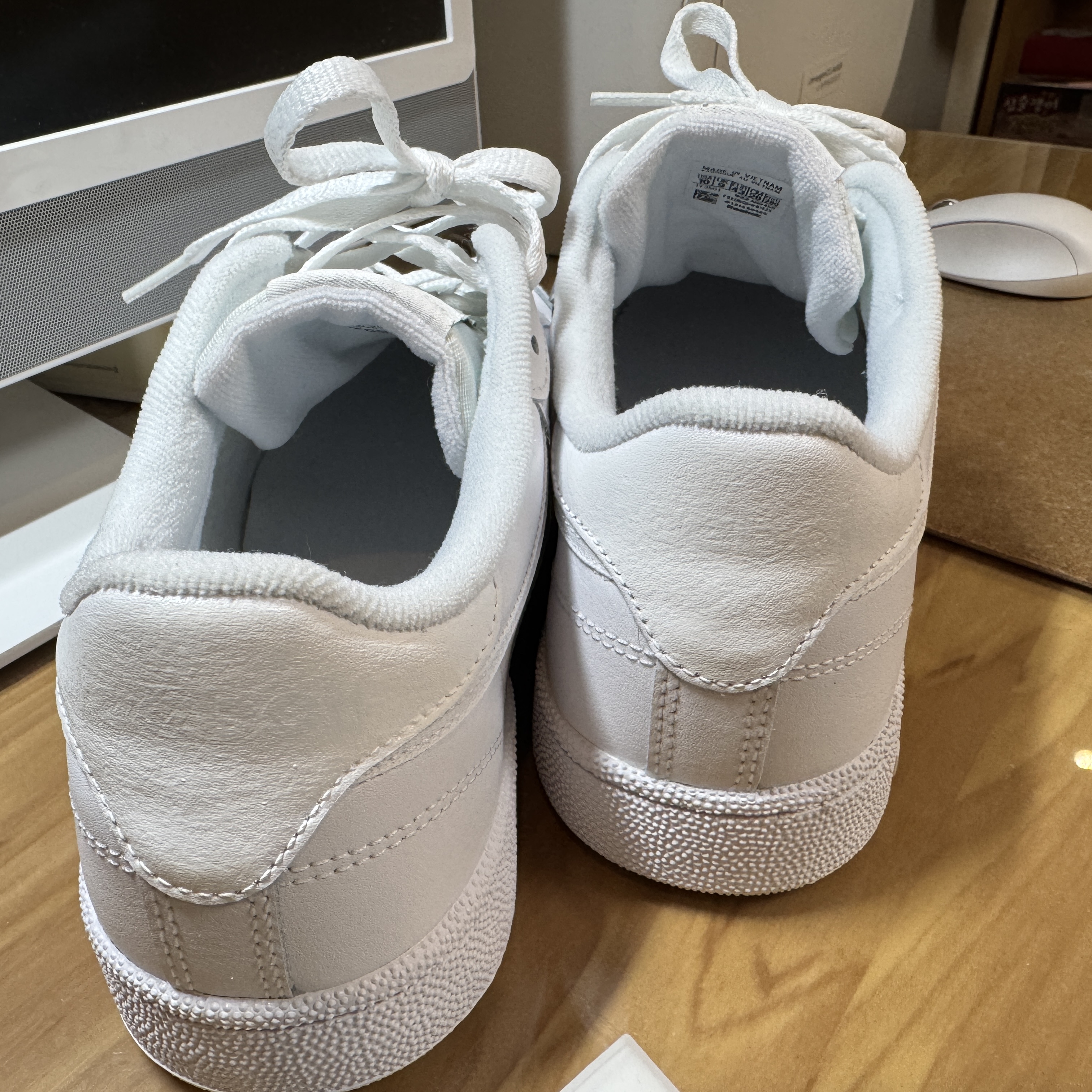 Reebok Club C 85 White Green 착용 스타일 - 3