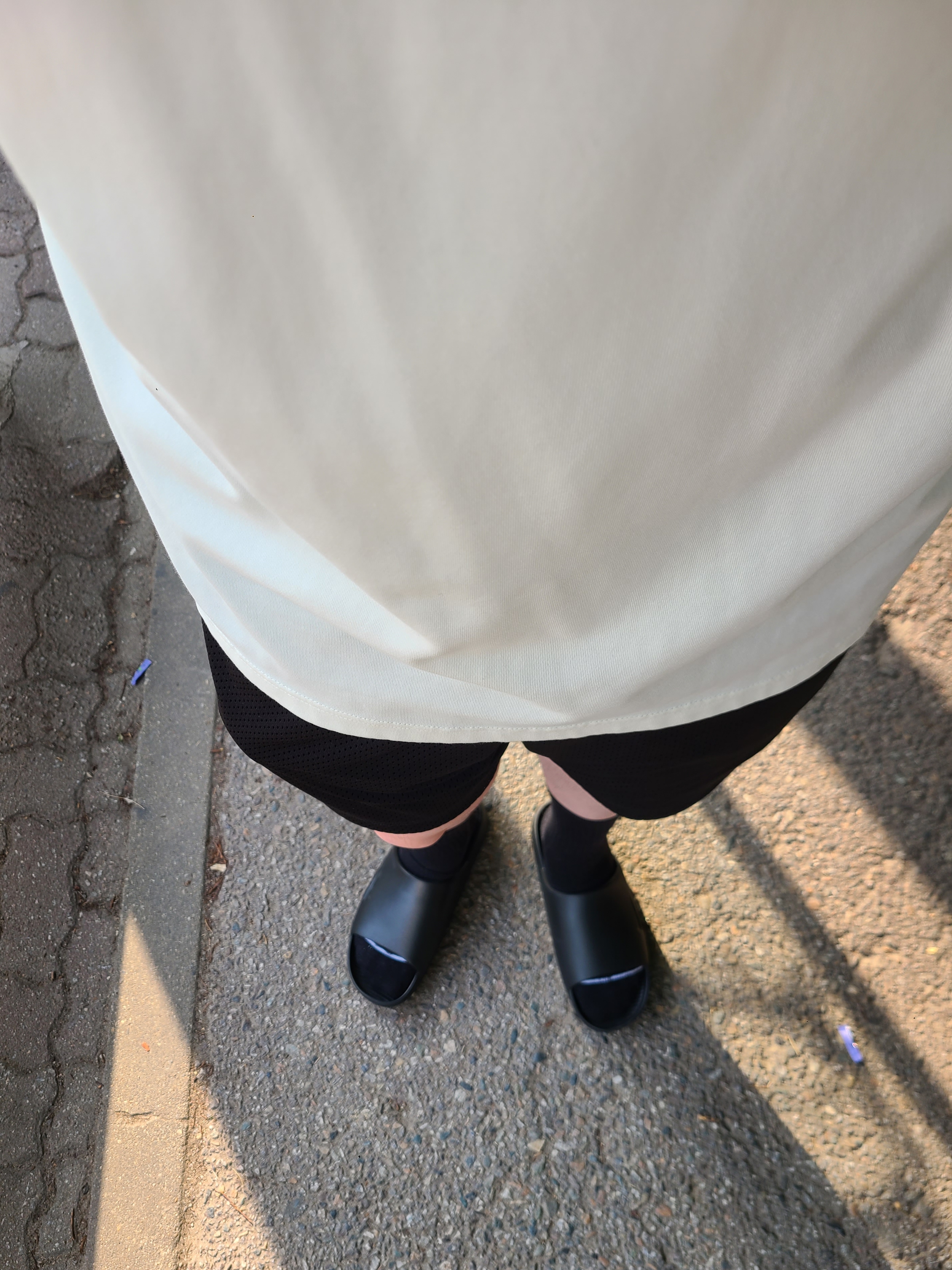 Nike Calm Slide Black 착용 스타일 - 1