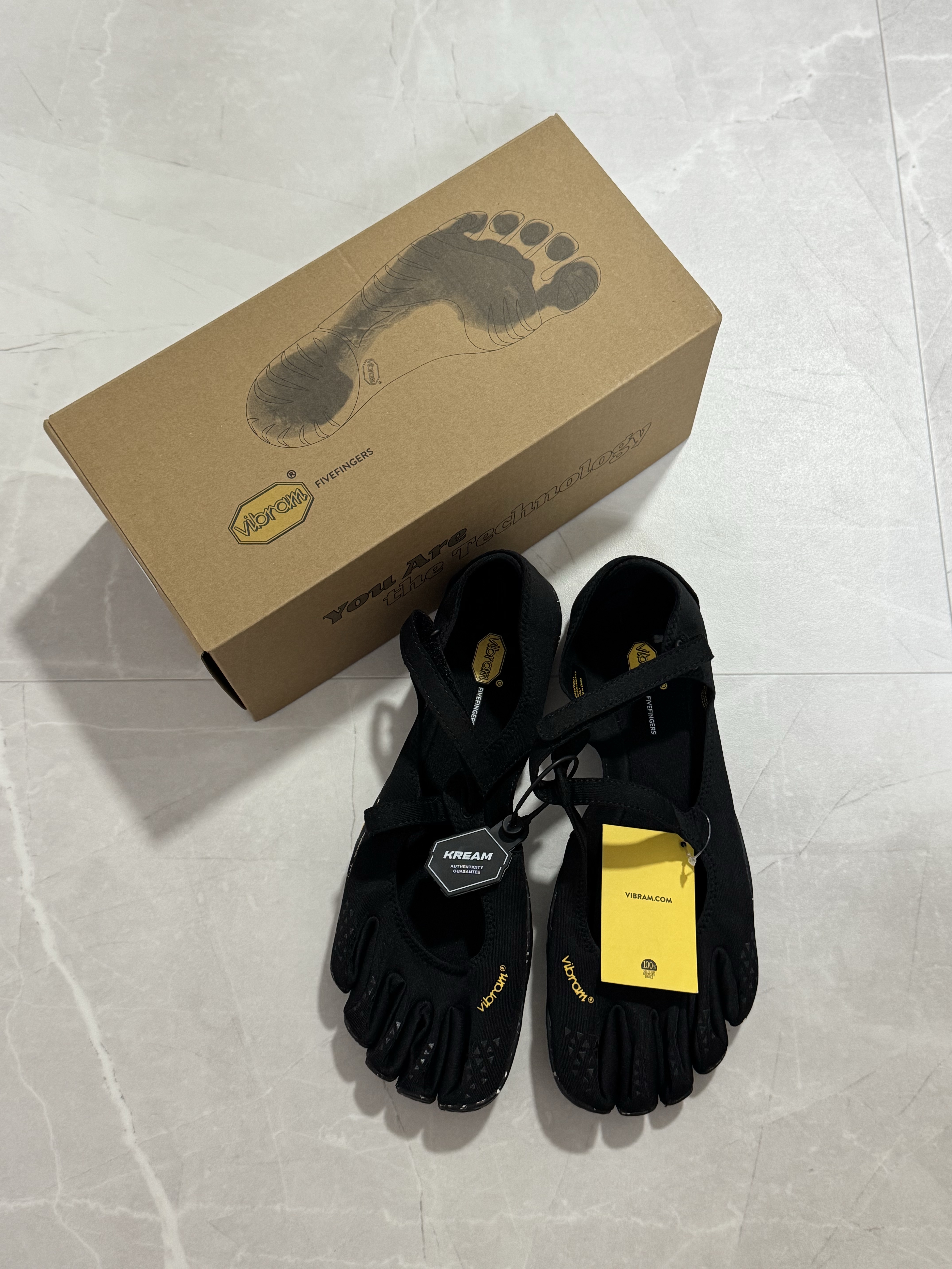 (W) Vibram Fivefingers V-Soul Black 착용 스타일 - 1