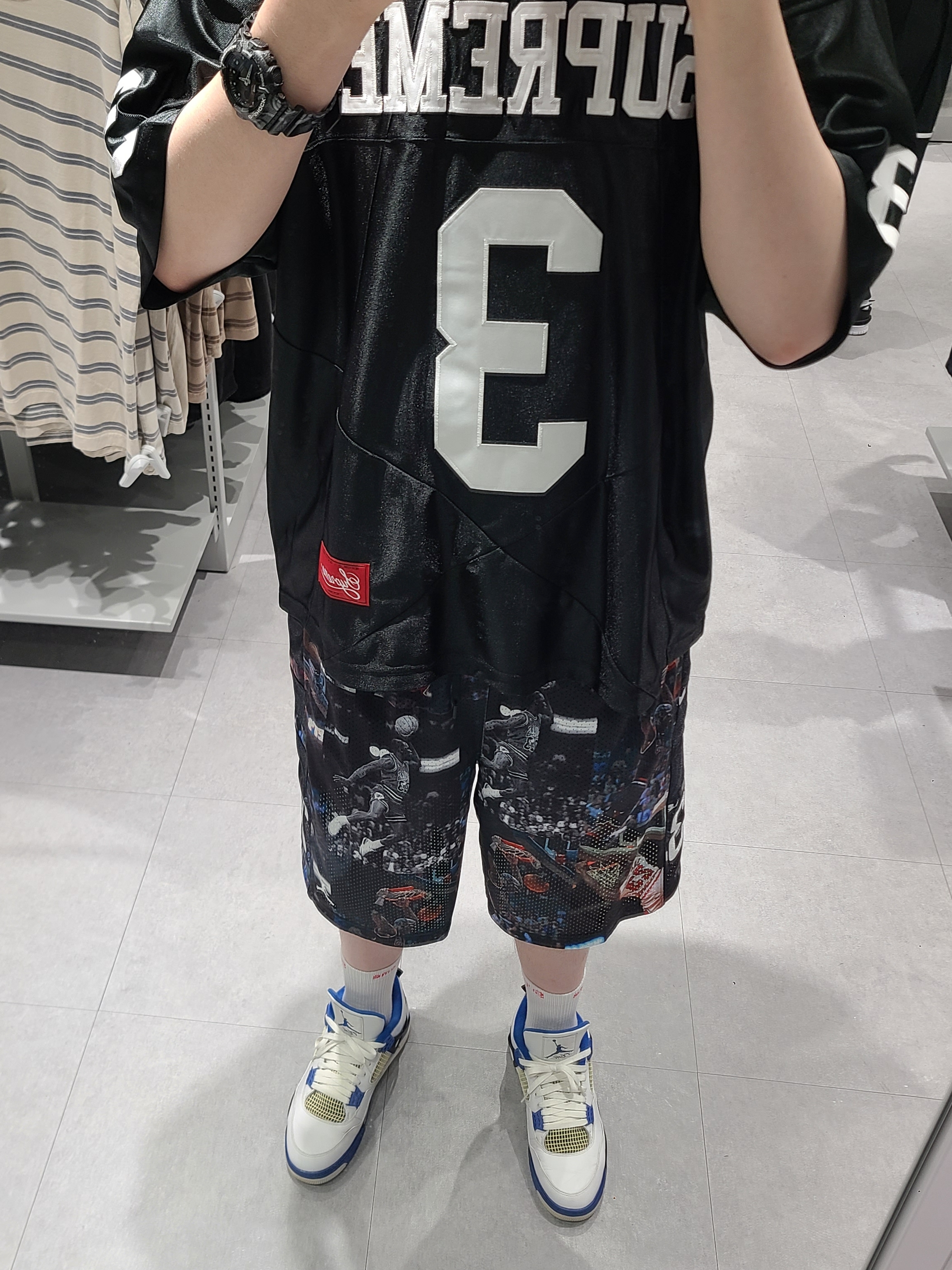 Supreme Star Football Jersey Black - 24FW, Jordan 4 Retro Motorsports 2017 착용 스타일