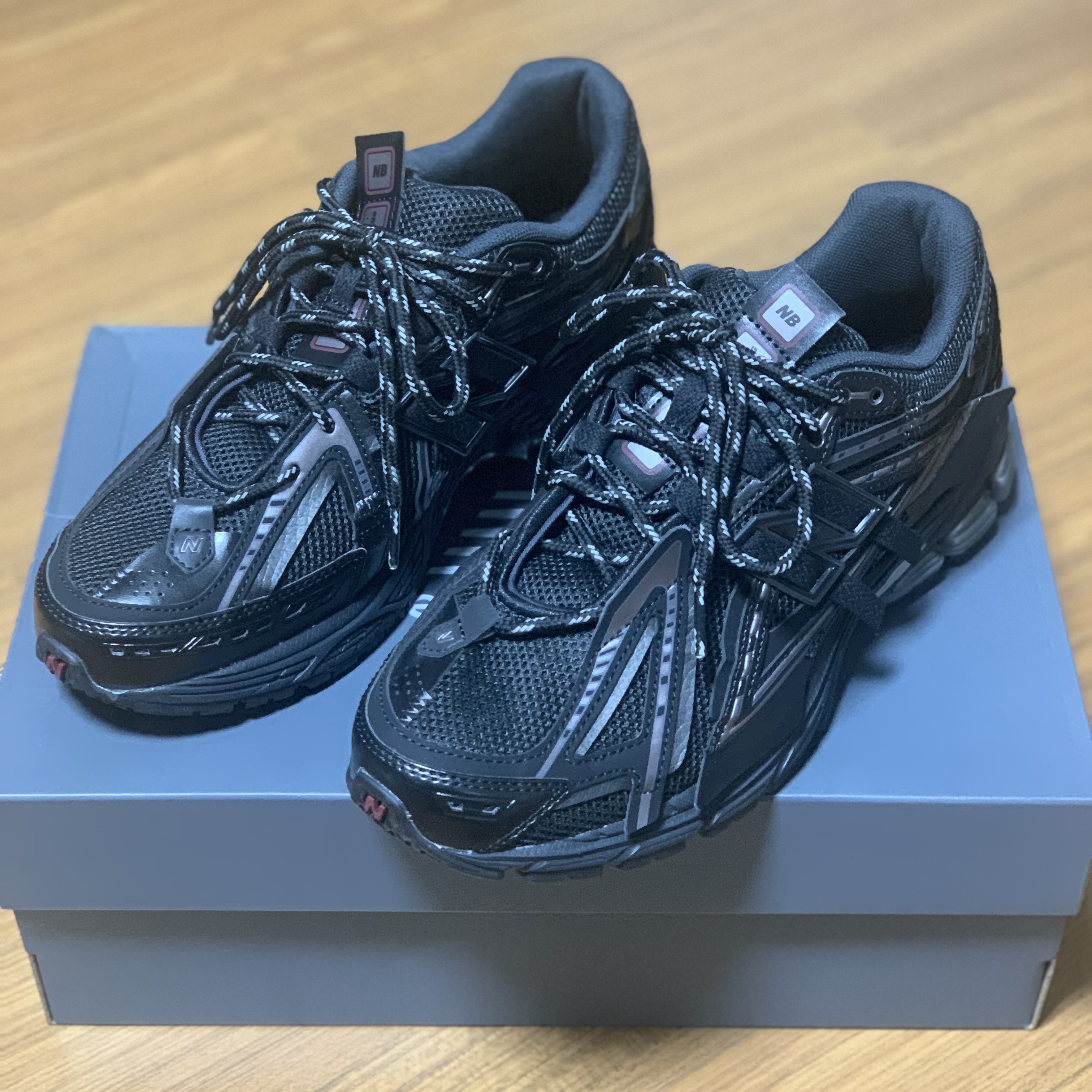 New Balance 1906A Black 착용 스타일 - 1