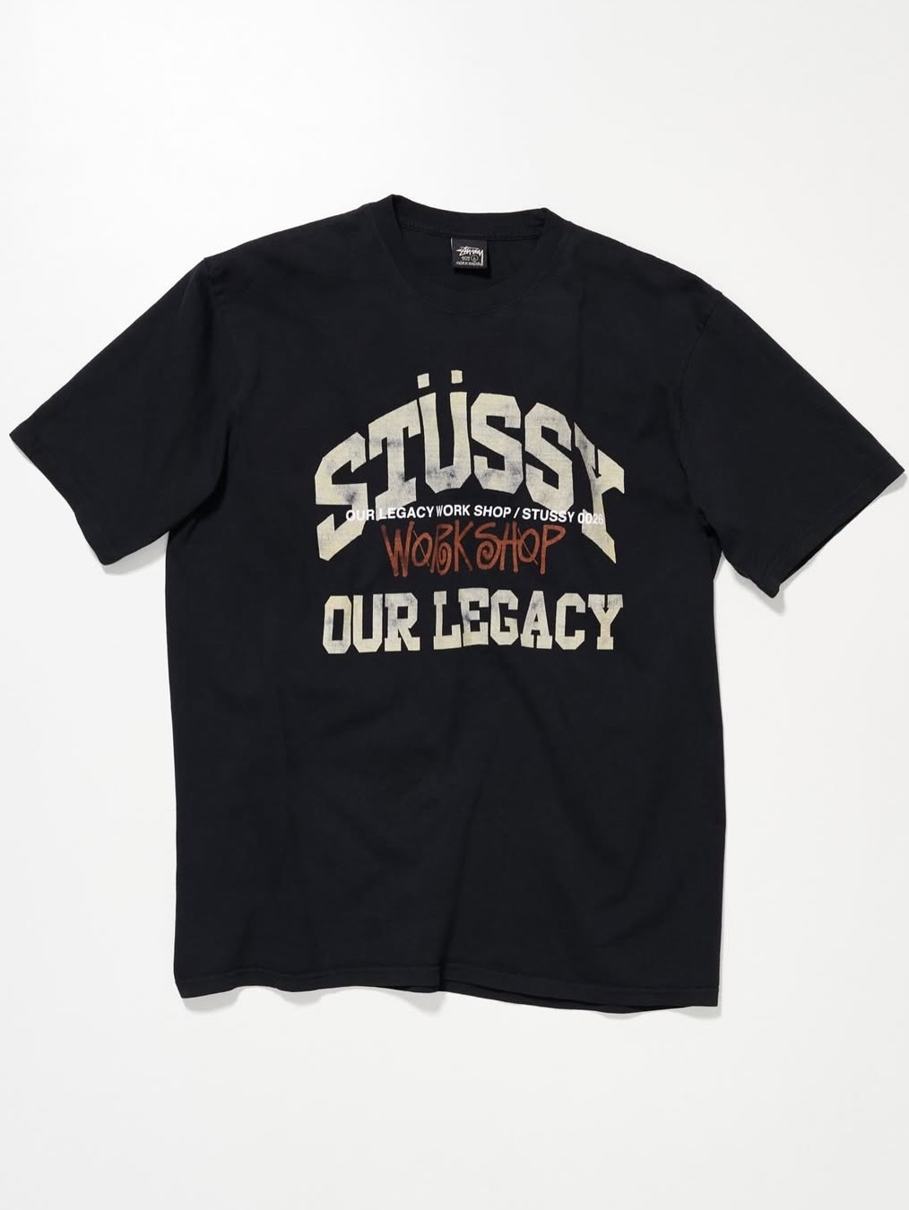 Stussy x Our Legacy Collegiate Pig. Dyed T-Shirt Taupe Overdyed Black, Stussy x Our Legacy Stamp T-Shirt Pigment Dyed Faded Black 착용 스타일 - 2