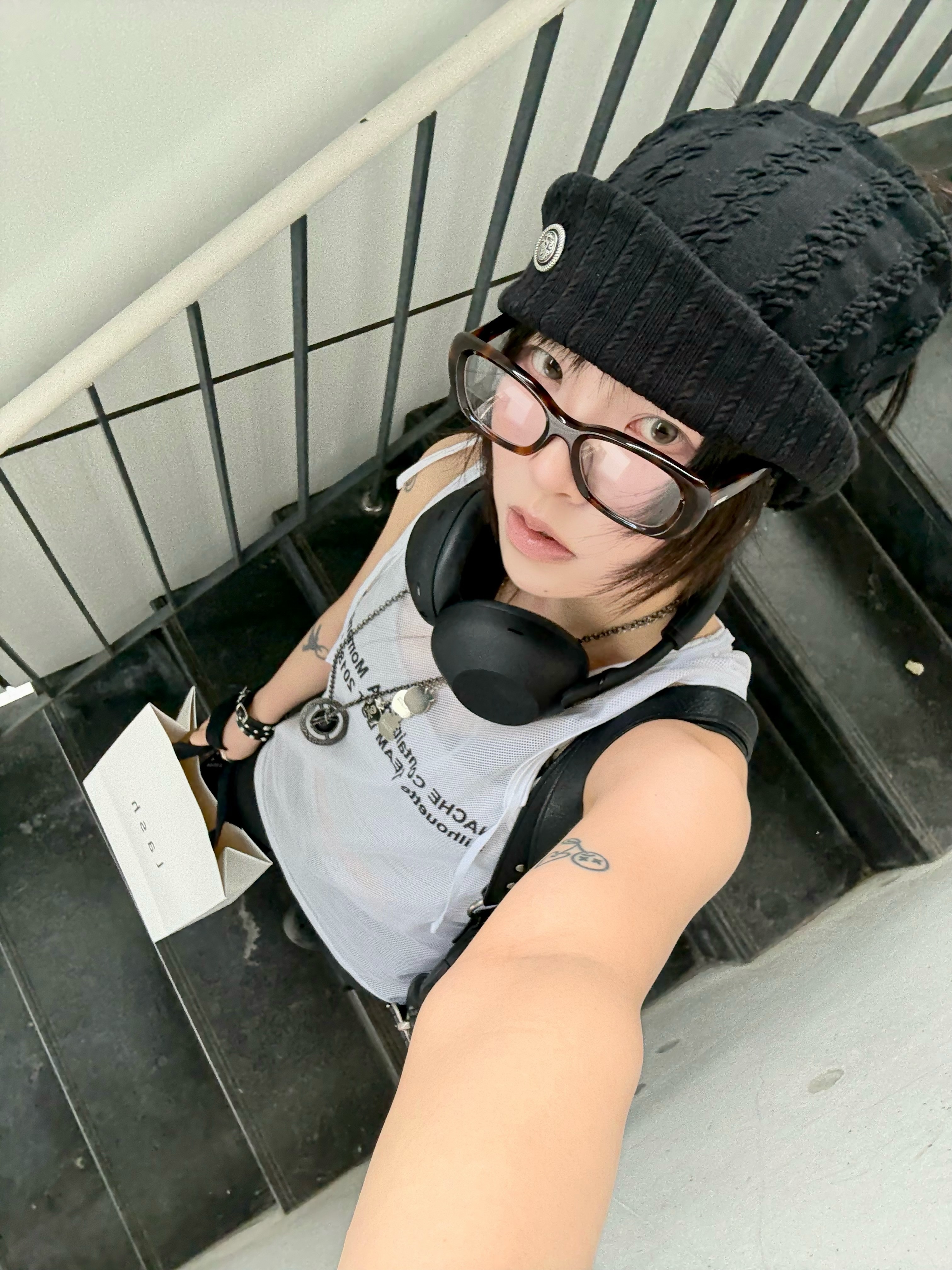 lash Nora Amber 착용 스타일 - 1