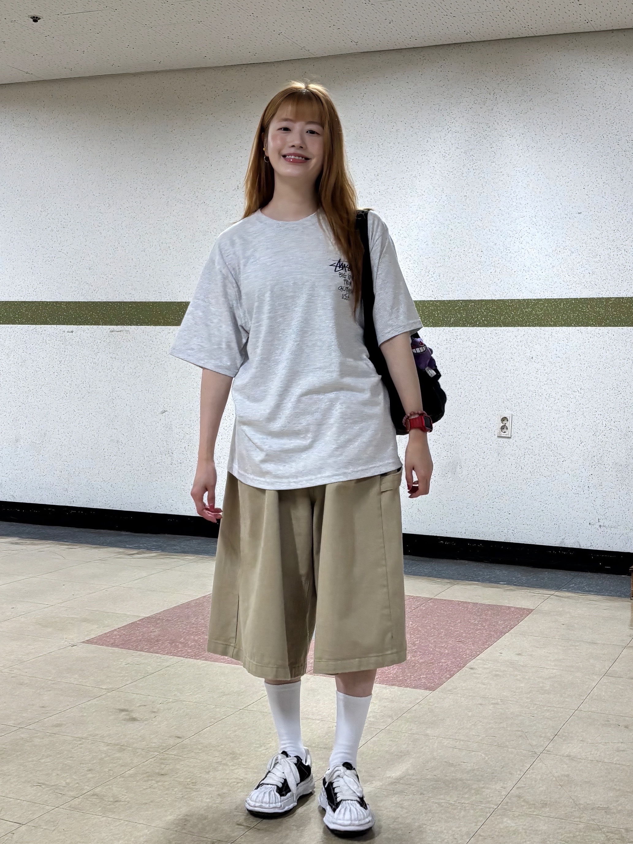 Stussy Big Love T-Shirt Ash Heather, Maison Mihara Yasuhiro Blakey OG Sole Canvas Low-top Sneakers Black White 착용 스타일 - 4