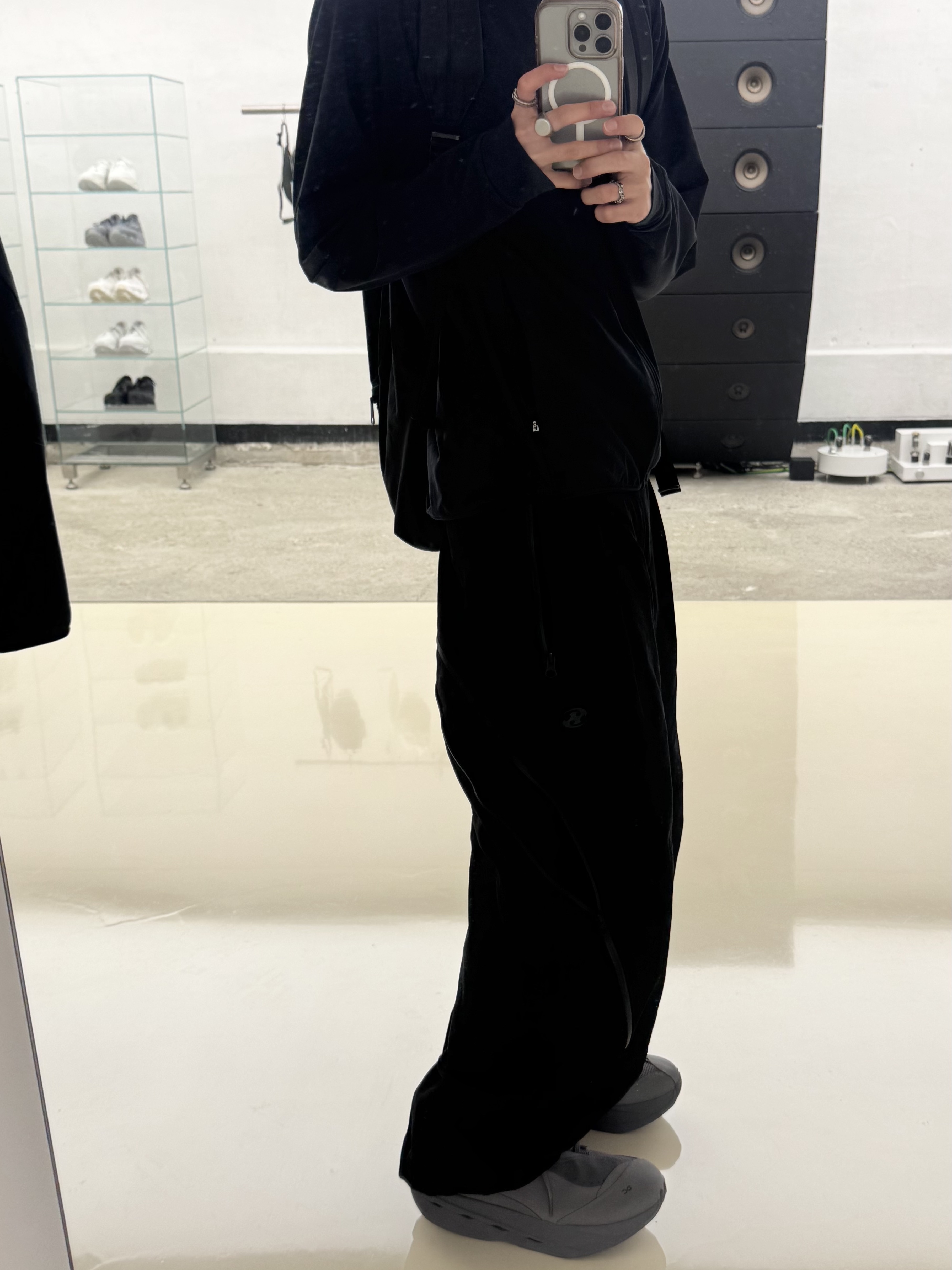 On Running x Post Archive Faction (Paf) Cloudboom Volt Ember Pebble, Sansan Gear Affine Curve Pants Black_26SS 착용 스타일