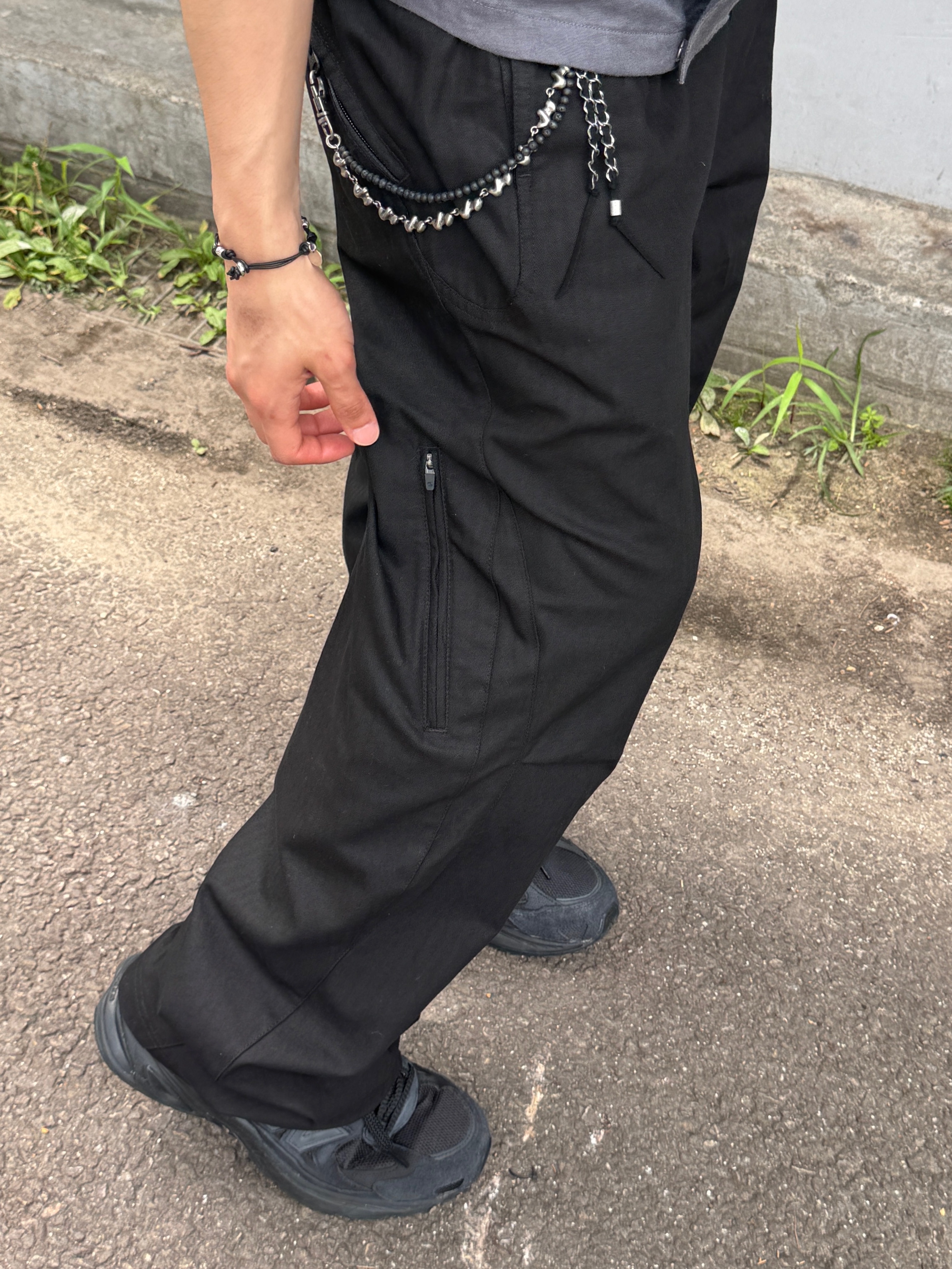 Hatchingroom Arc Zip Shirket Blue Grey, Sansan Gear Back Pocket Pants Black 착용 스타일 - 4