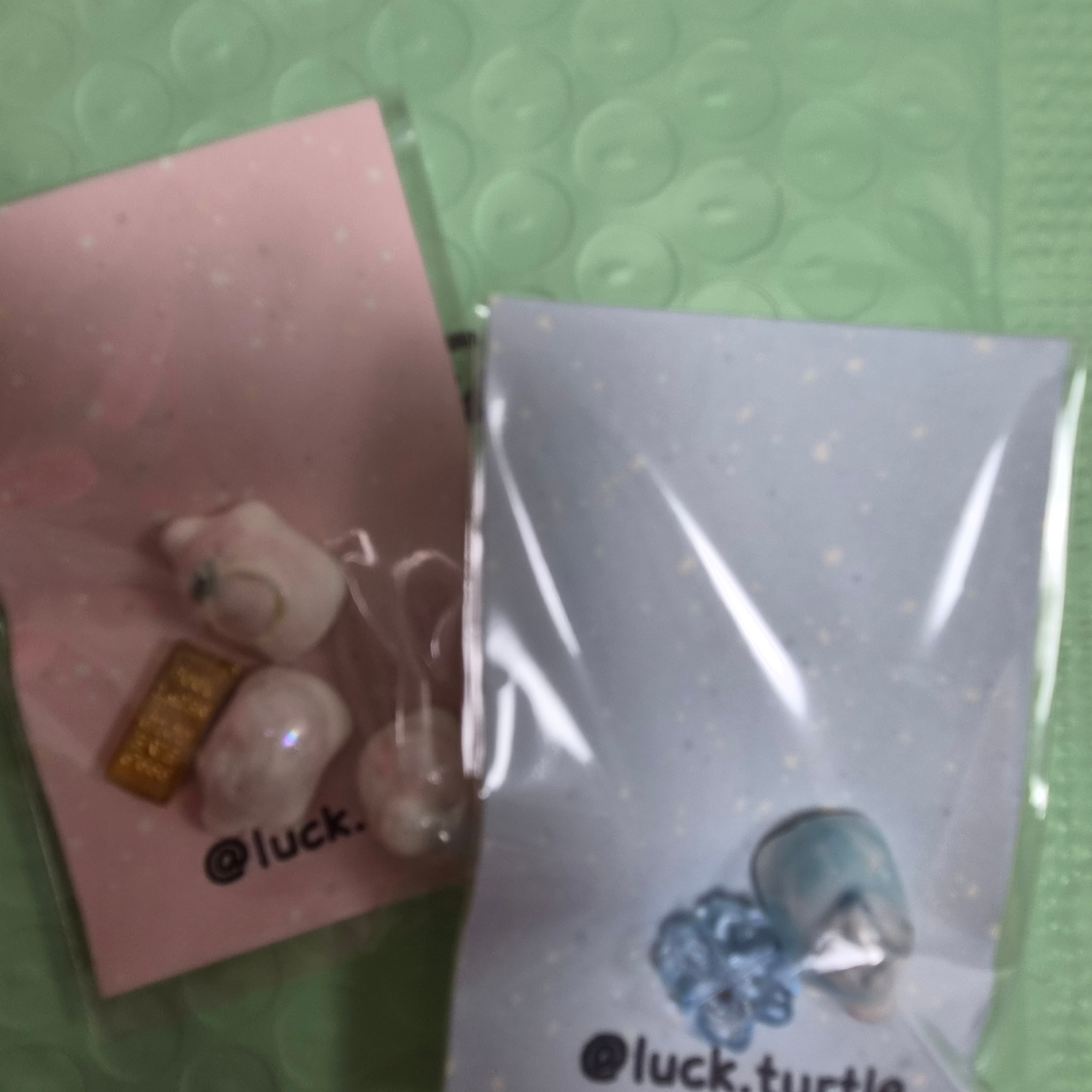 ANIMINI Lucky Turtle Pearl (2type), [KREAM 단독] ANIMINI Lucky Turtle 3D Jewel (5colors) 착용 스타일 - 1