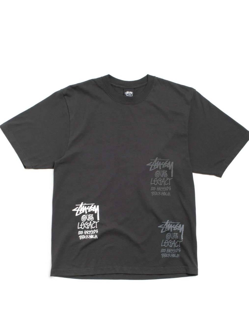 Stussy x Our Legacy Collegiate Pig. Dyed T-Shirt Taupe Overdyed Black, Stussy x Our Legacy Stamp T-Shirt Pigment Dyed Faded Black 착용 스타일 - 3