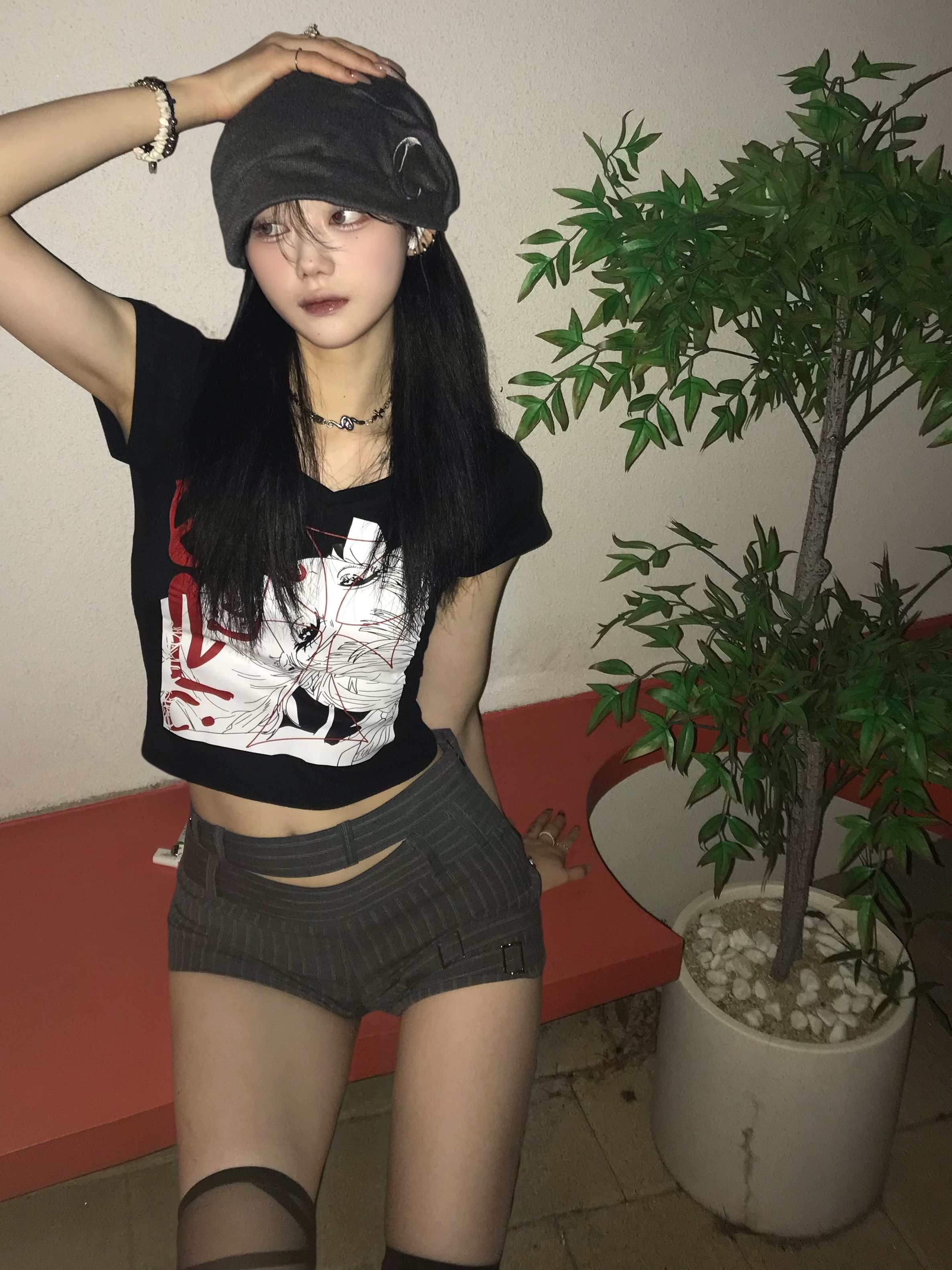 SØAR 2 Waistband Stripe Micro Short Pants Gray 착용 스타일 - 1