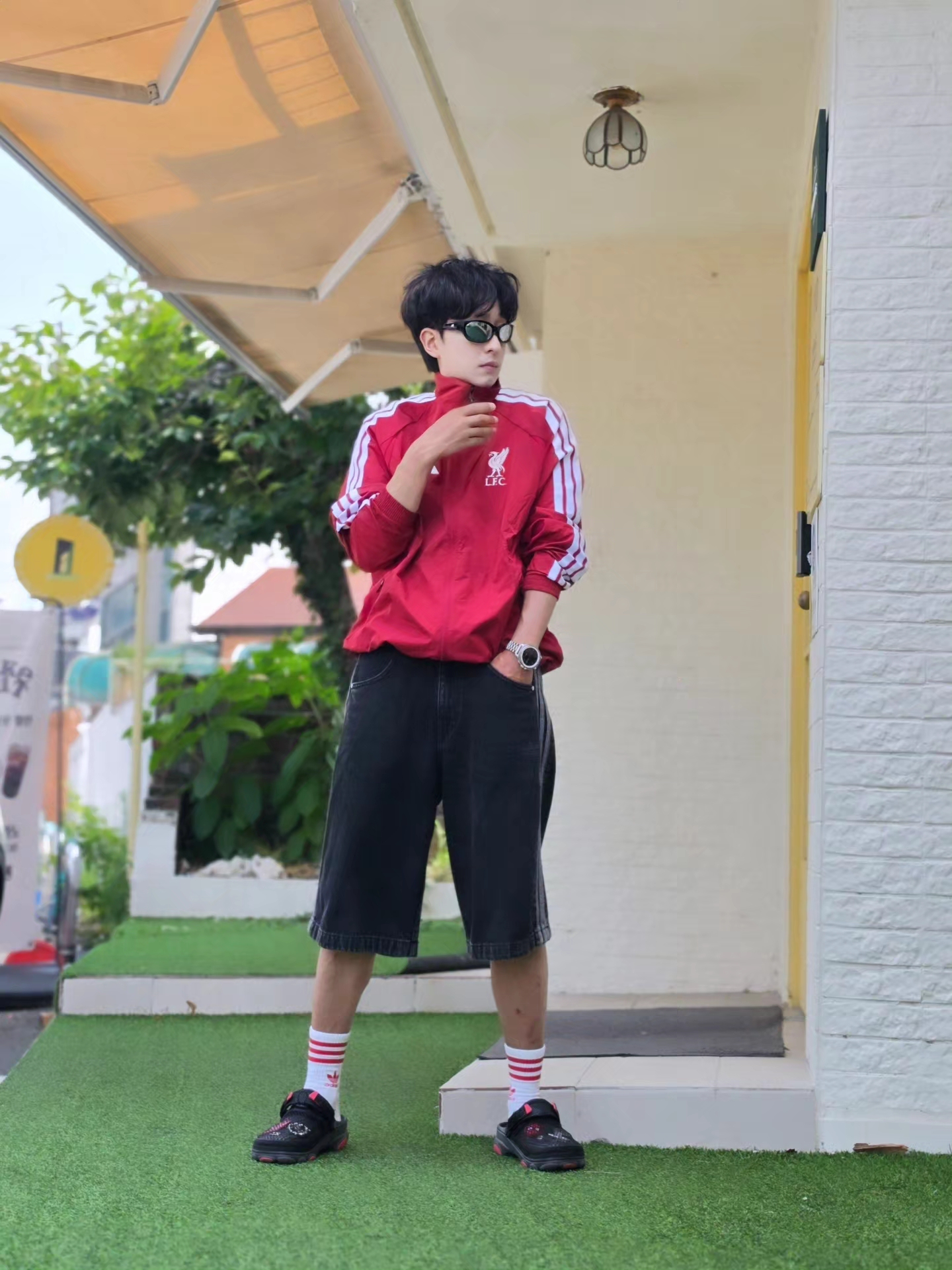 Crocs x Staple Classic All Terrain Clog Black, Samsung Galaxy Watch8 Classic 46mm Bluetooth White (Korean Ver.) 착용 스타일 - 4