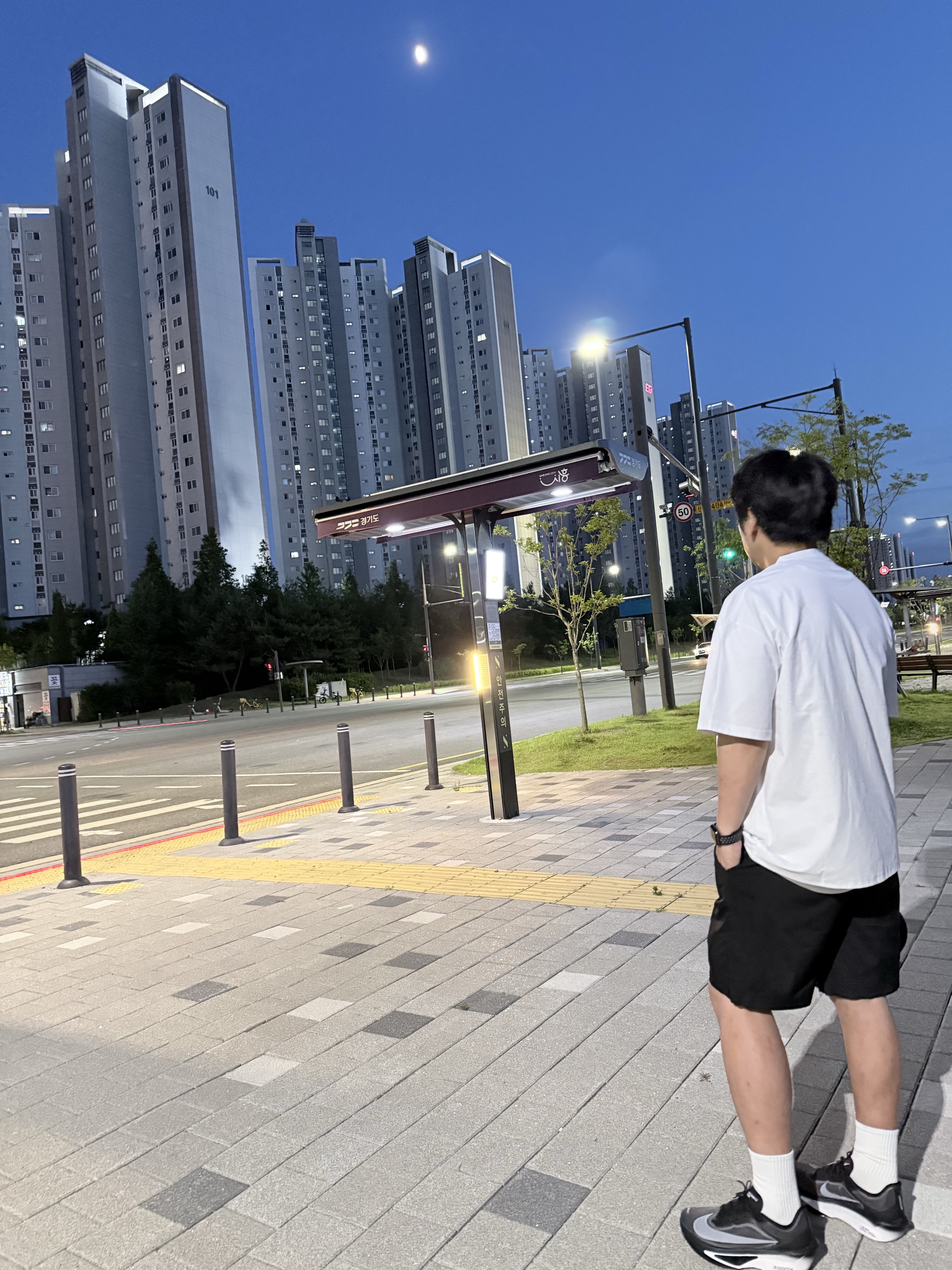 Nike Zoom Fly 6 Black Light Smoke Grey 착용 스타일