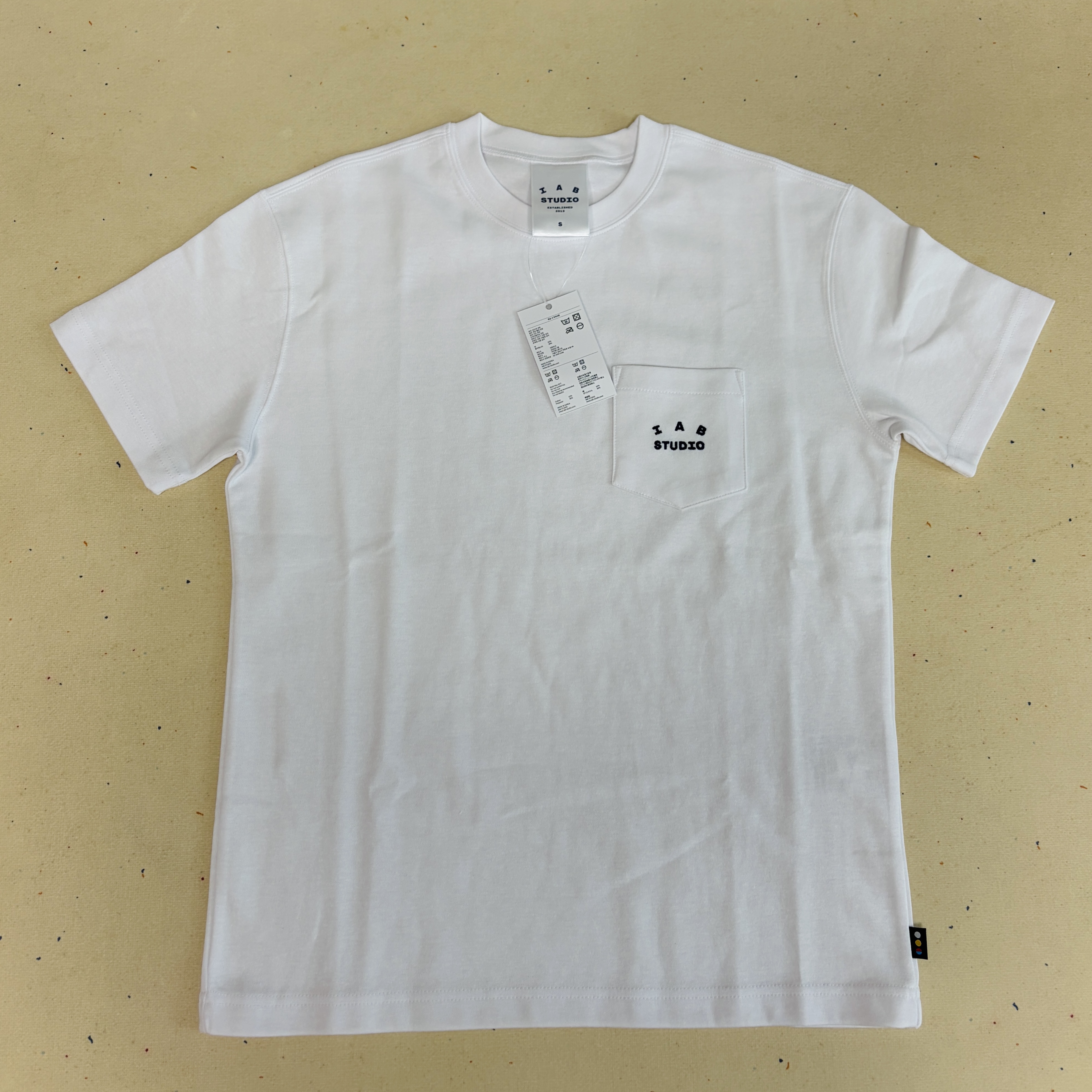 IAB Studio IAB Pocket T-shirt White 착용 스타일