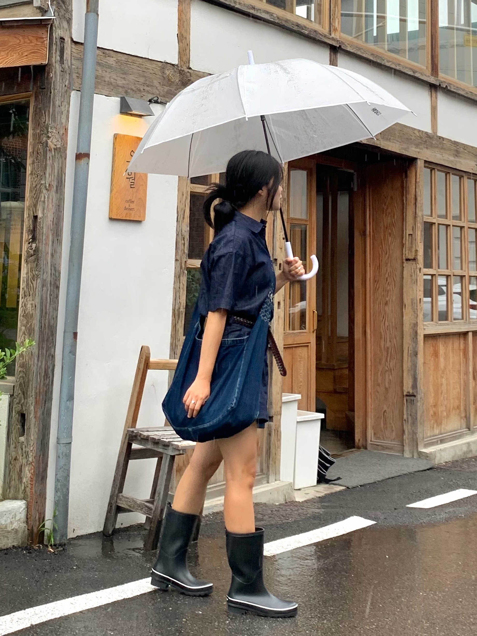 Phyps Dept 3WAY Bear Keyring Rain Boots, Kapital 13 oz. Denim T-Back Book Bag Indigo (Processing) 착용 스타일