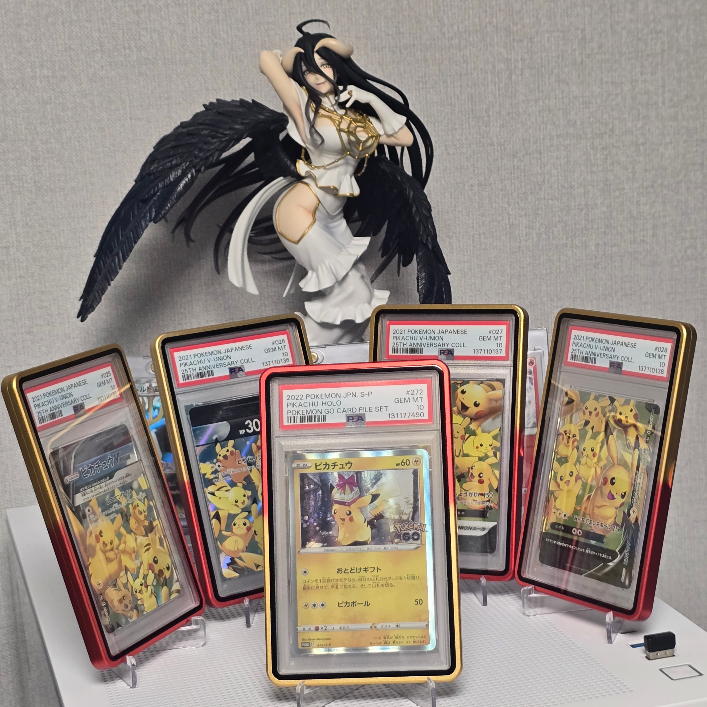 Pokemon TCG Pikachu V-UNION RRR 25Th Anniversary Collection Set of 4 (Japanese Ver.) 착용 스타일
