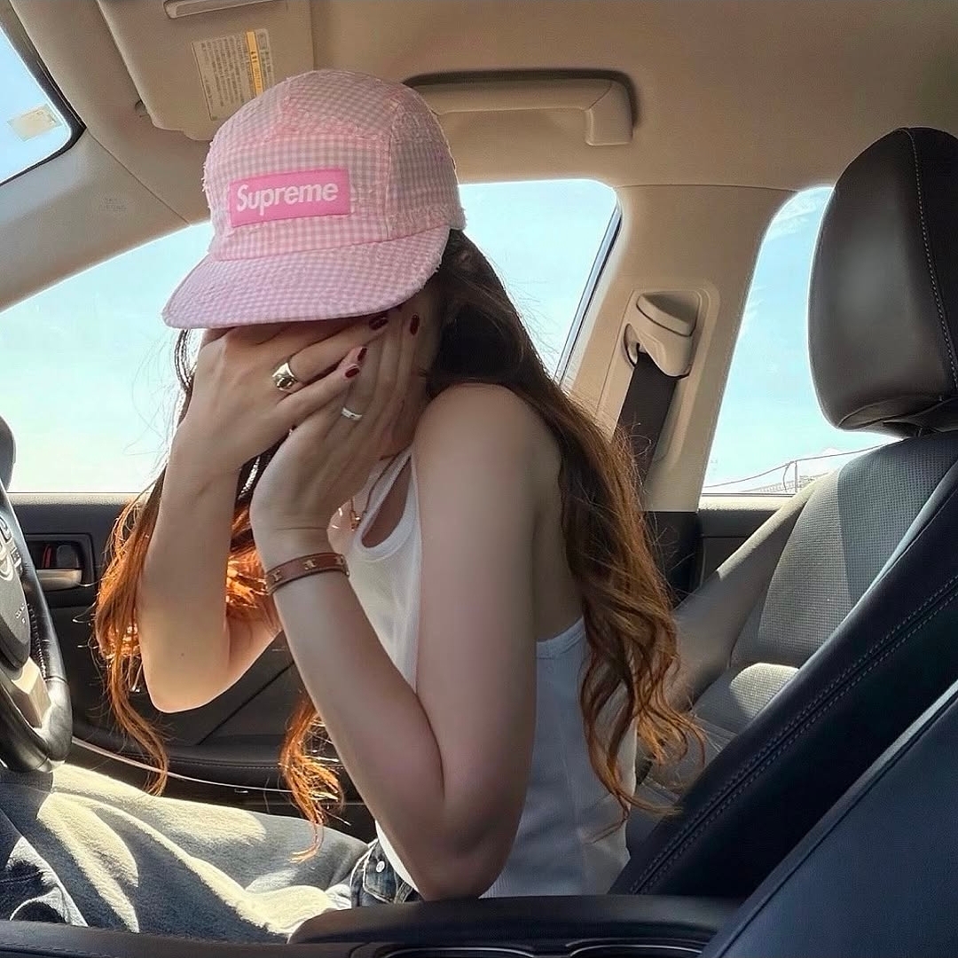 Supreme Monogram Gingham Camp Cap Pink - 26SS 착용 스타일