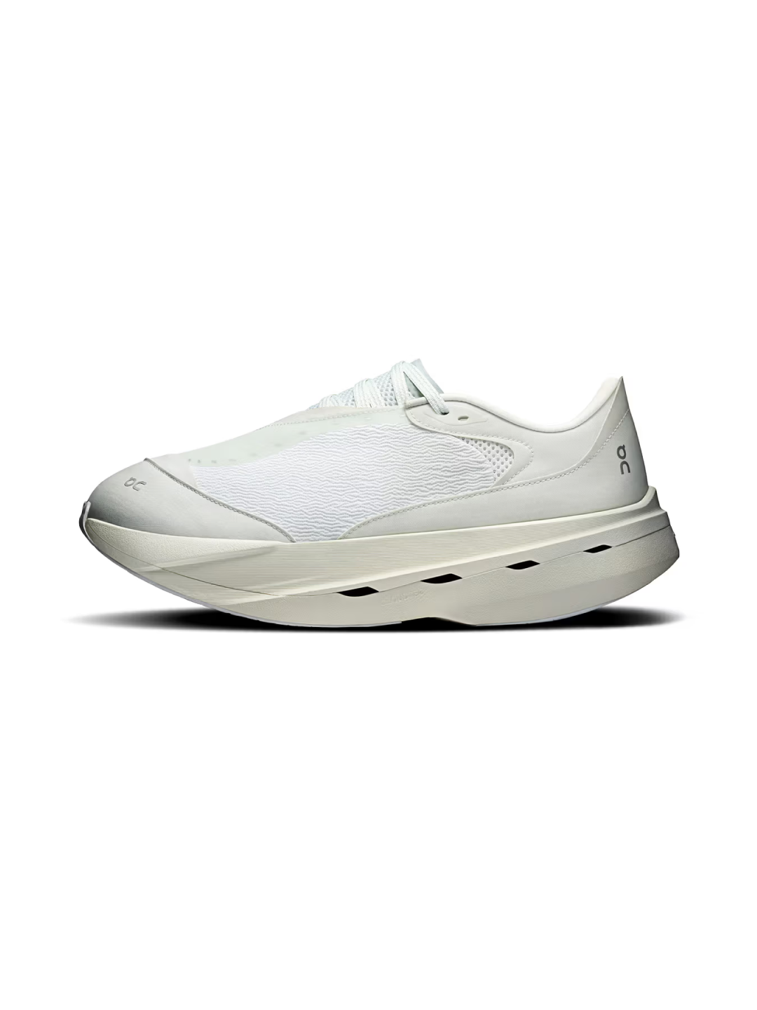 On Running x Post Archive Faction (Paf) Cloudboom Volt Ember Pebble, On Running x Post Archive Faction (Paf) Cloudboom Volt White Gale 착용 스타일 - 4