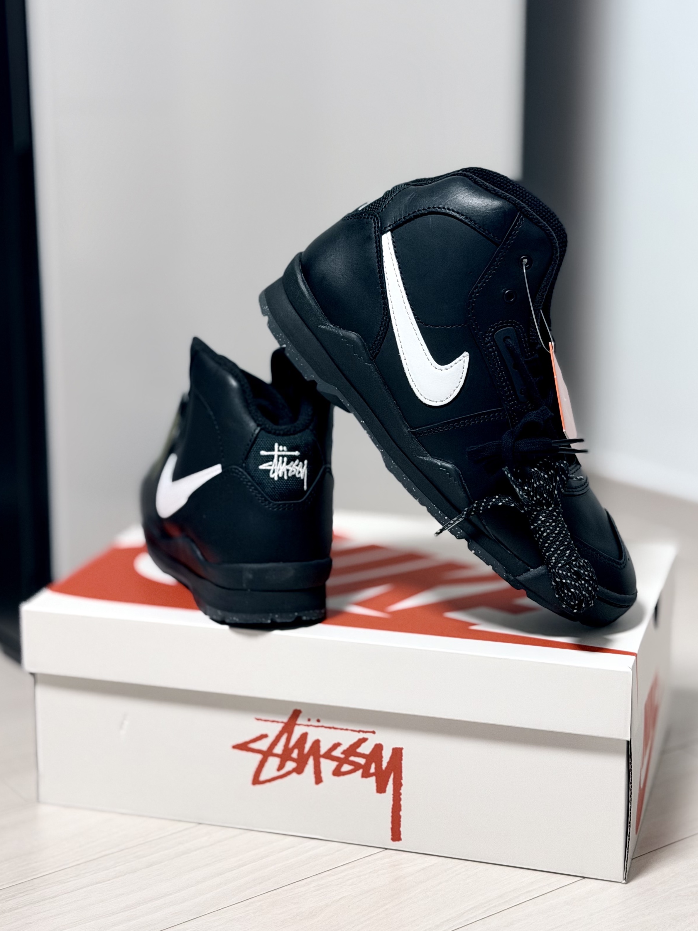 Nike x Stussy Air Baltoro Black and White 착용 스타일