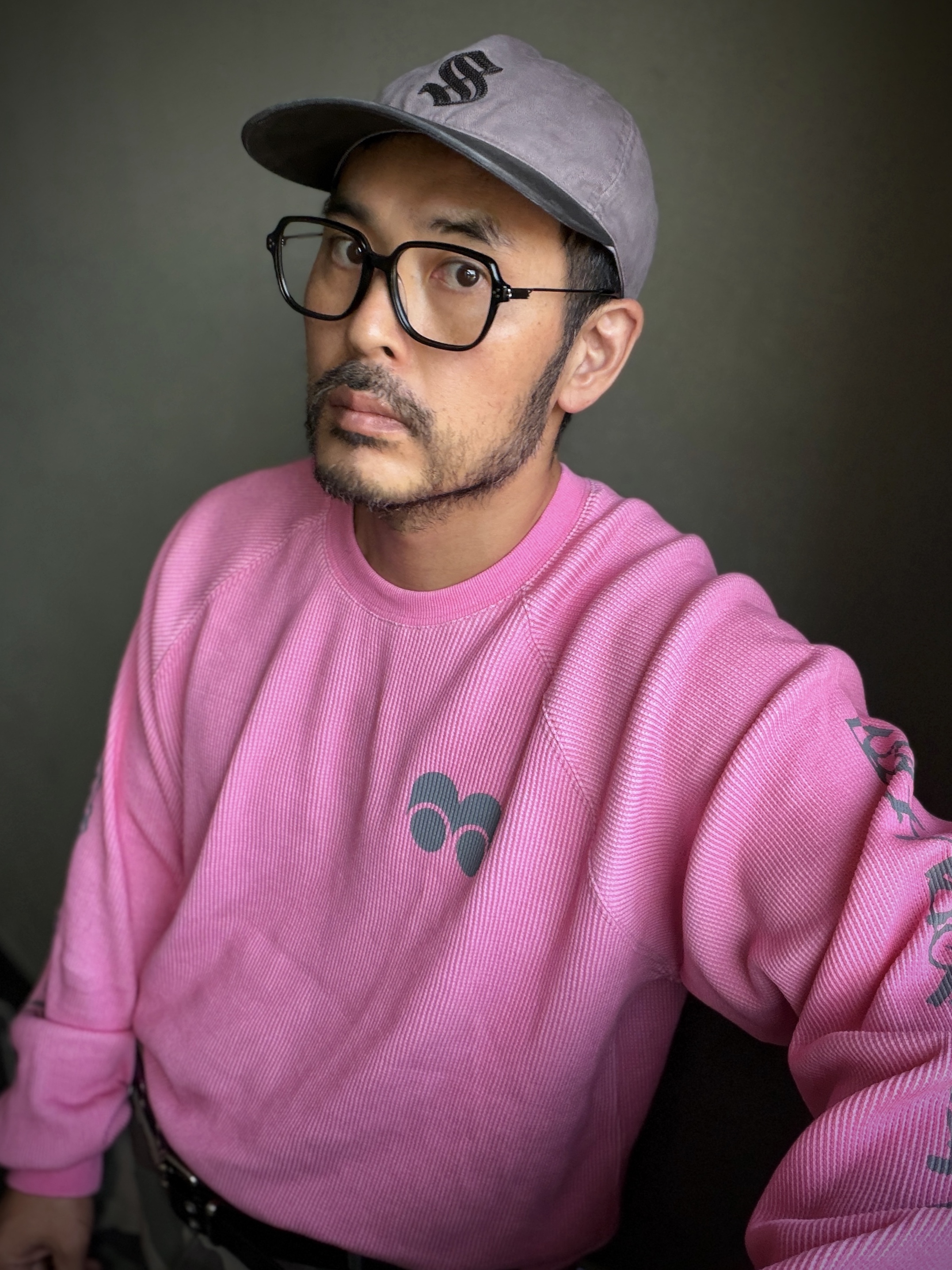 Sunday Ceremony Old English Vintage Logo Cap - Lavender, Sunday Ceremony Old English Vintage Logo Cap - Blue 착용 스타일 - 8