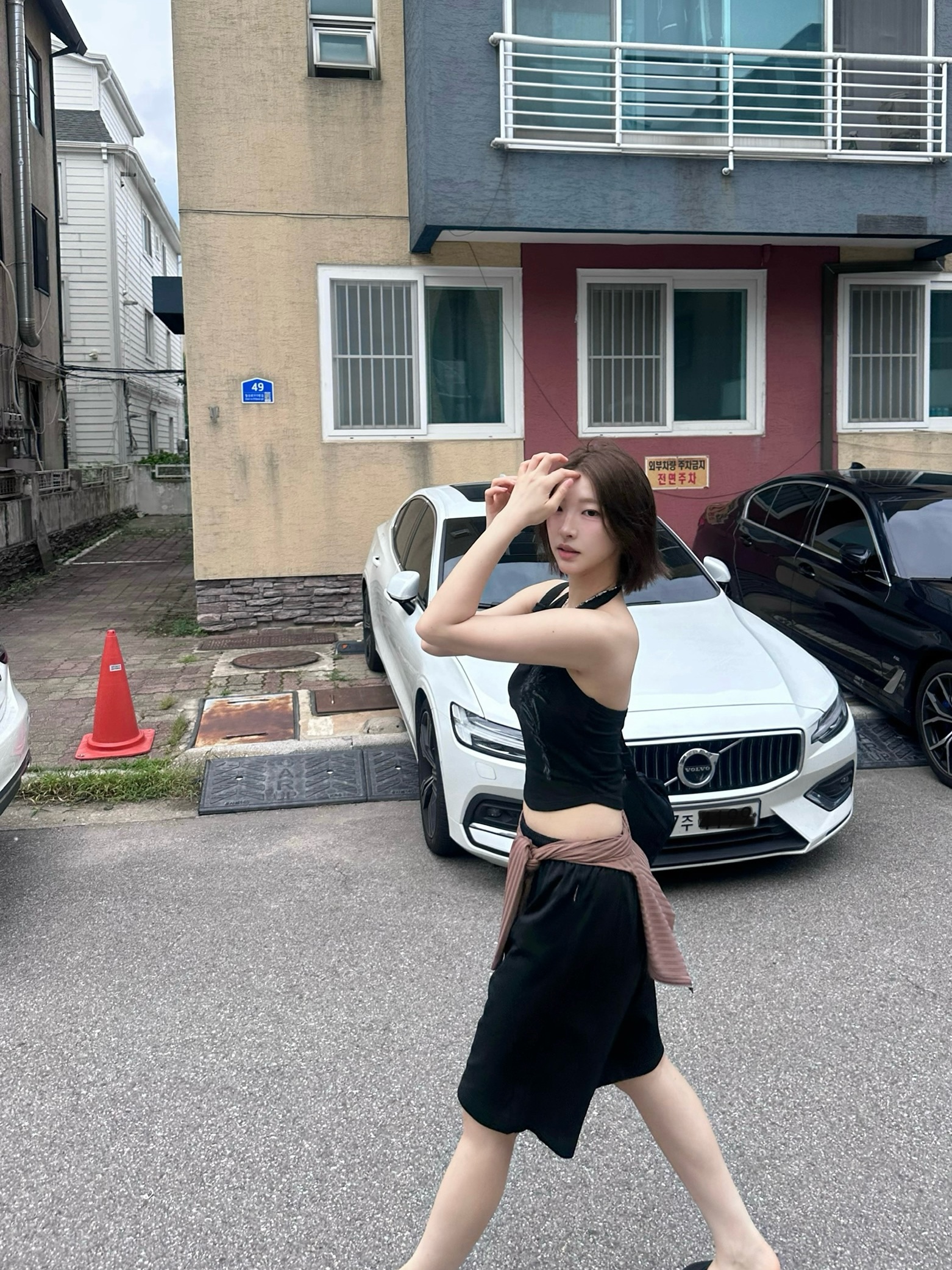 (W) Deinet Velvet Platform Flipflop in Black, Nike Dri-Fit Totality 9 Inch Unlined Shorts Black - Asia 착용 스타일 - 2