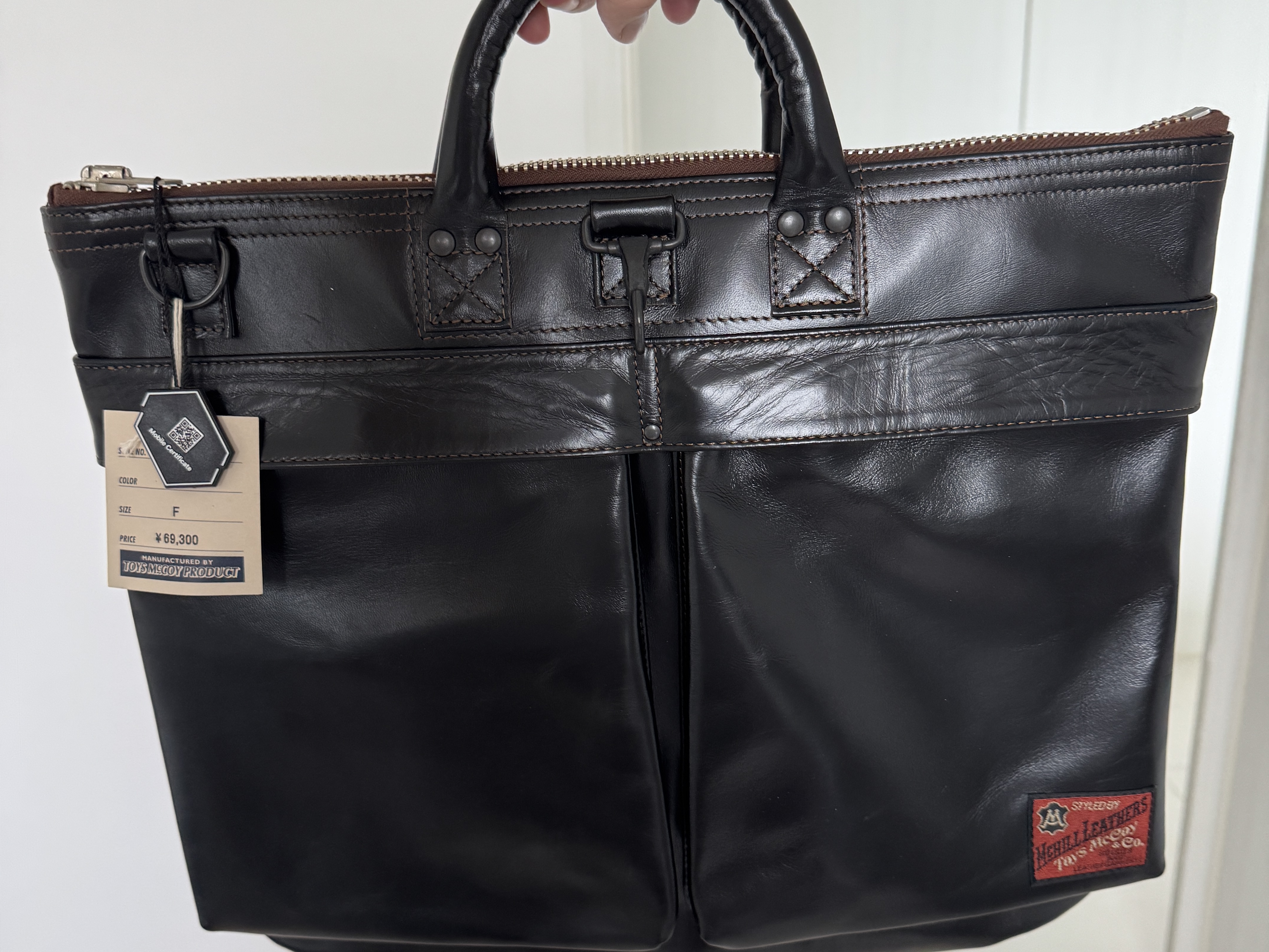 Toys Mccoy Leather Helmet Bag Black 착용 스타일