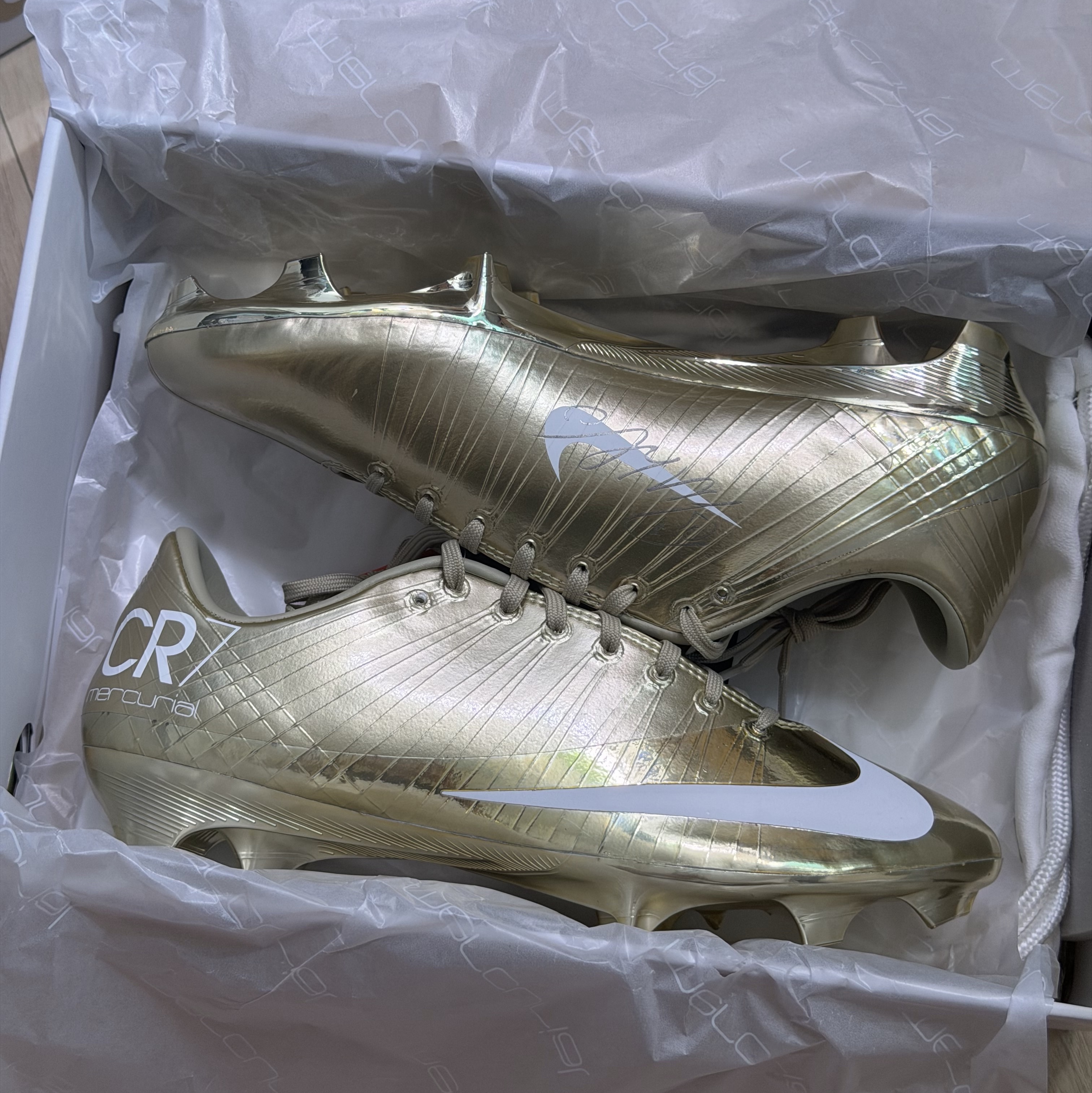 Nike Mercurial Superfly 1 RGN FG SE CR7 Metallic Gold Star 착용 스타일 - 1