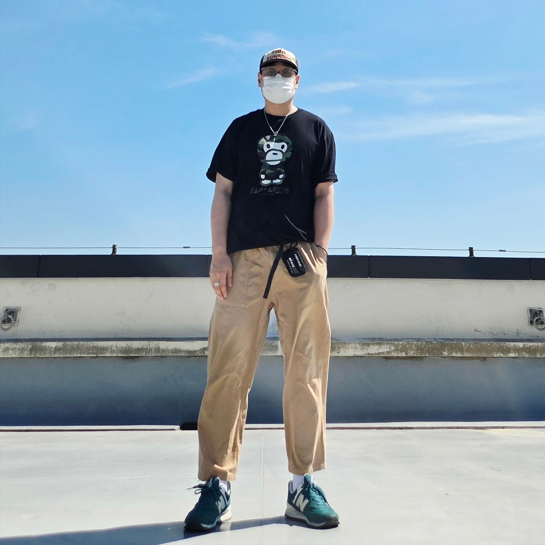 Human Made Military Card Case Black, Alex Zono I Dig Running Trucker Hat OG Brown - CapeTown 착용 스타일 - 2