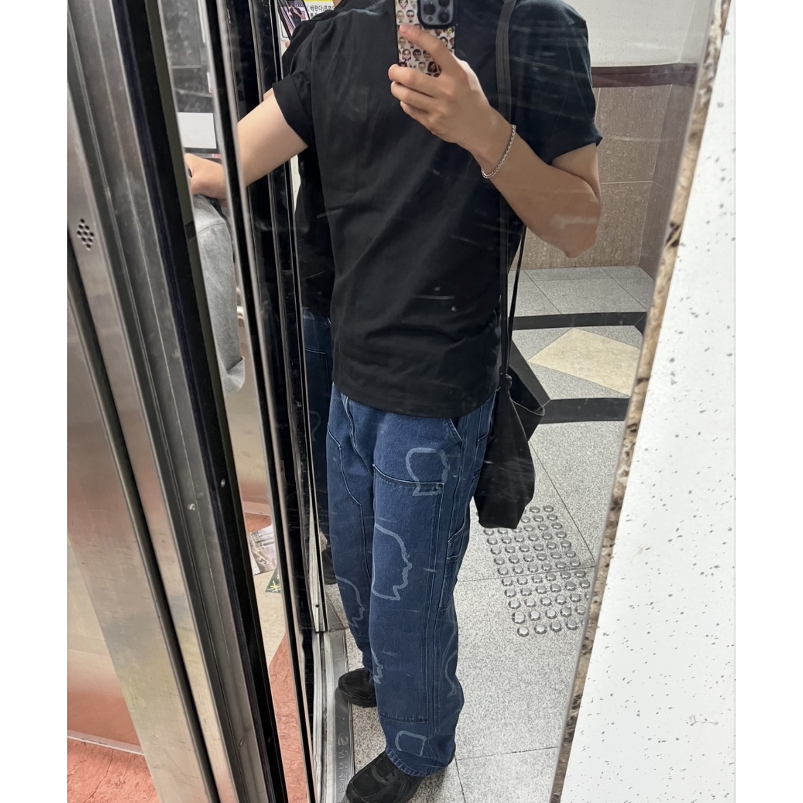 Asics Jog 100 S Black - 2E Wide, Uniqlo U Crewneck T-Shirt Black 착용 스타일