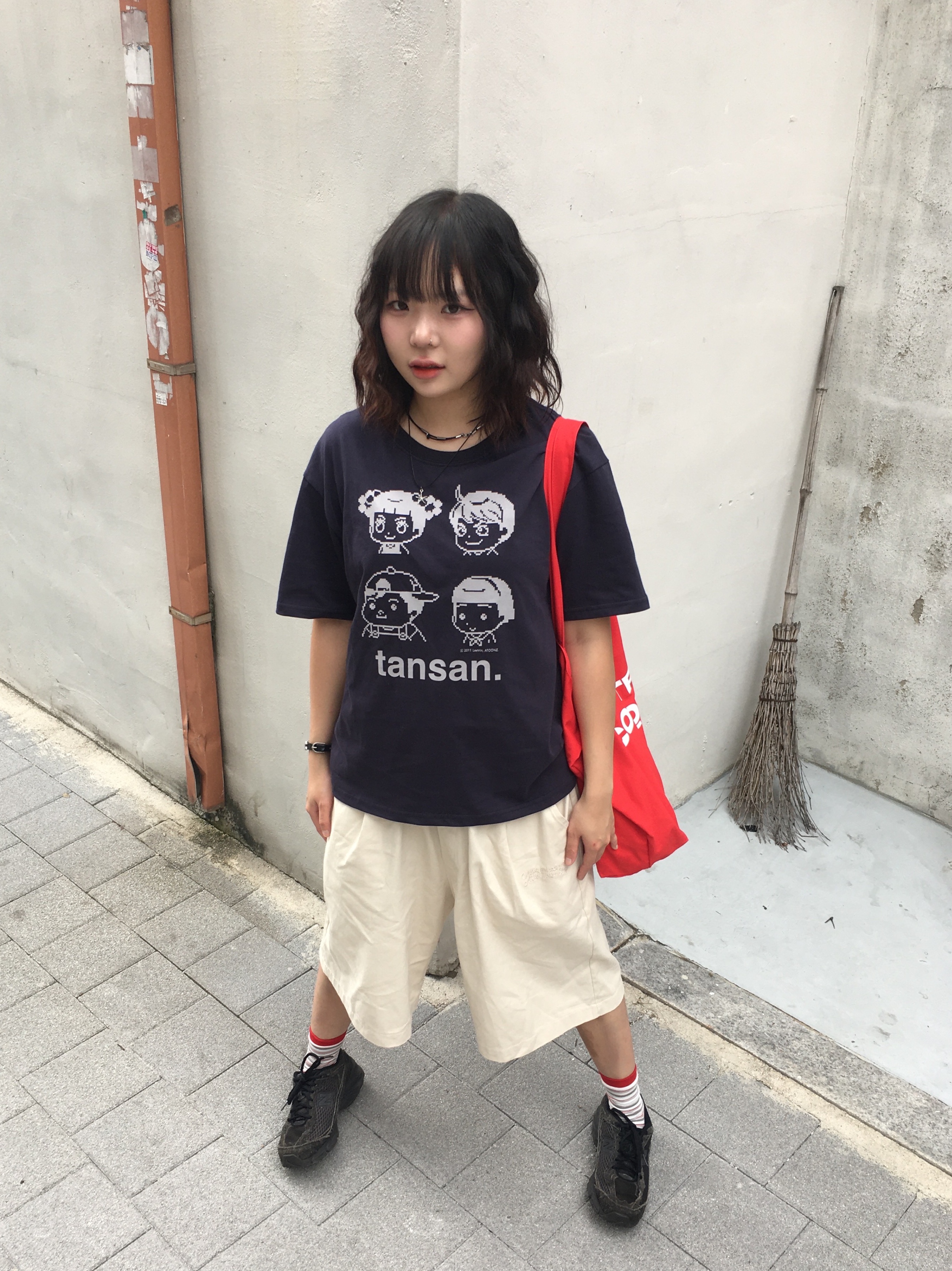 noun Easeful Tote Bag Red 착용 스타일 - 3