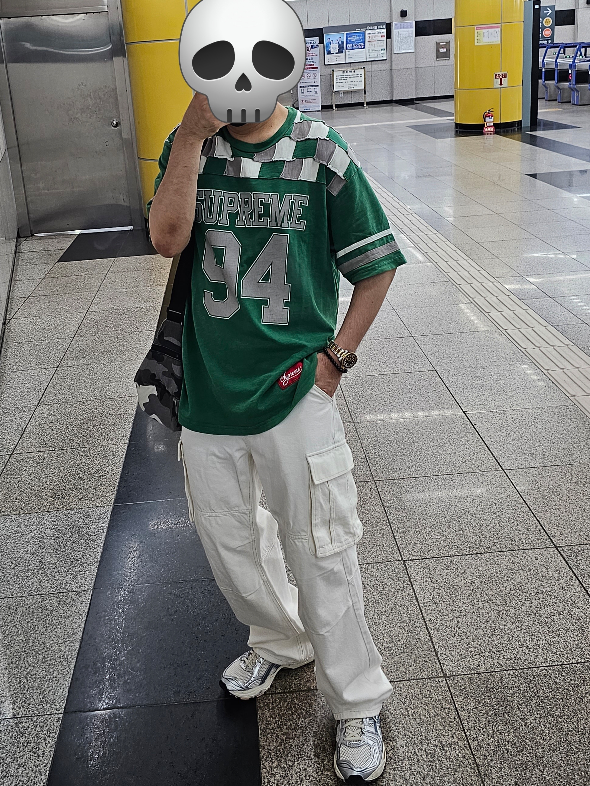Supreme Patchwork Yoke Football Top Green - 24FW, Asics Gel-Kayano 14 Cream Ironclad 착용 스타일