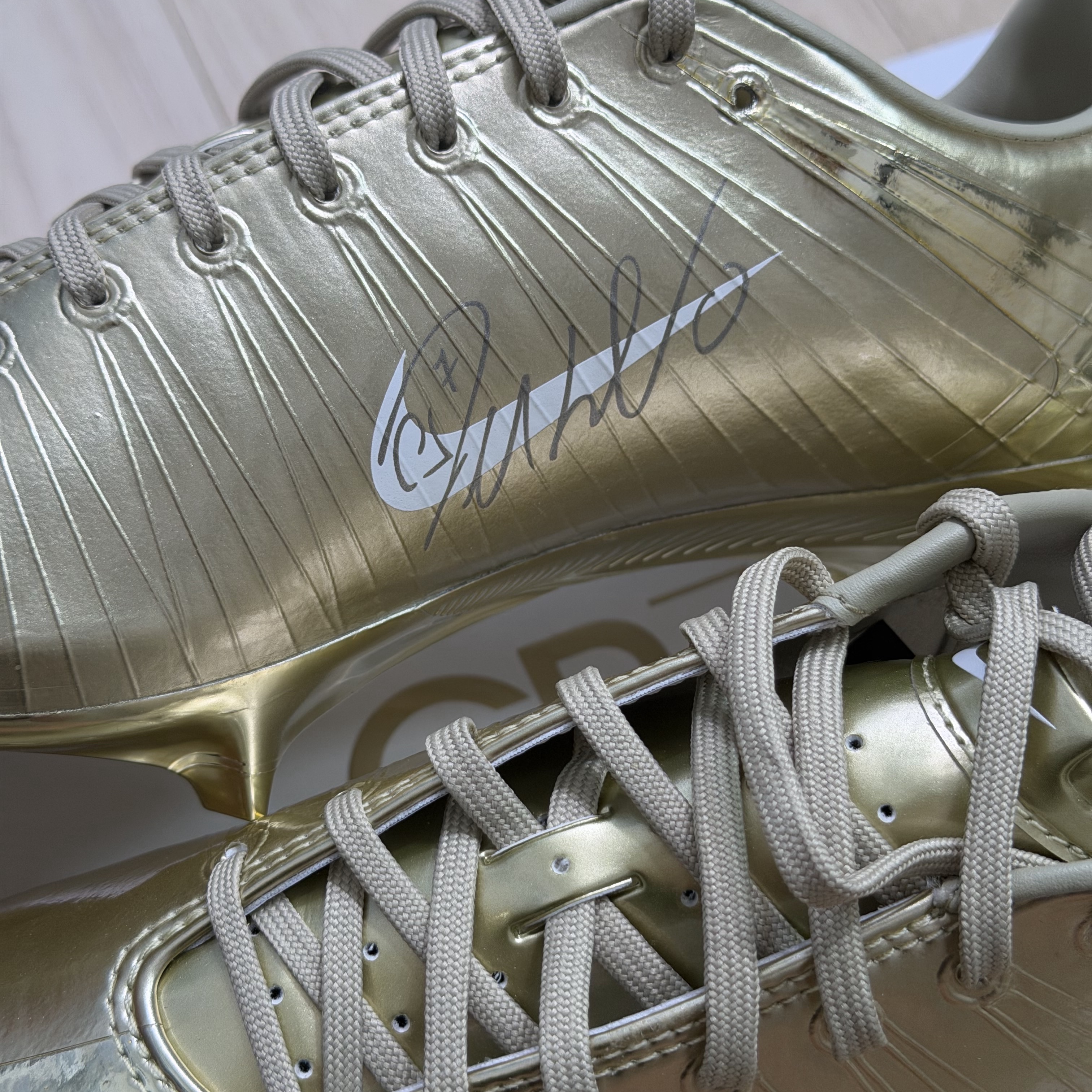 Nike Mercurial Superfly 1 RGN FG SE CR7 Metallic Gold Star 착용 스타일 - 2