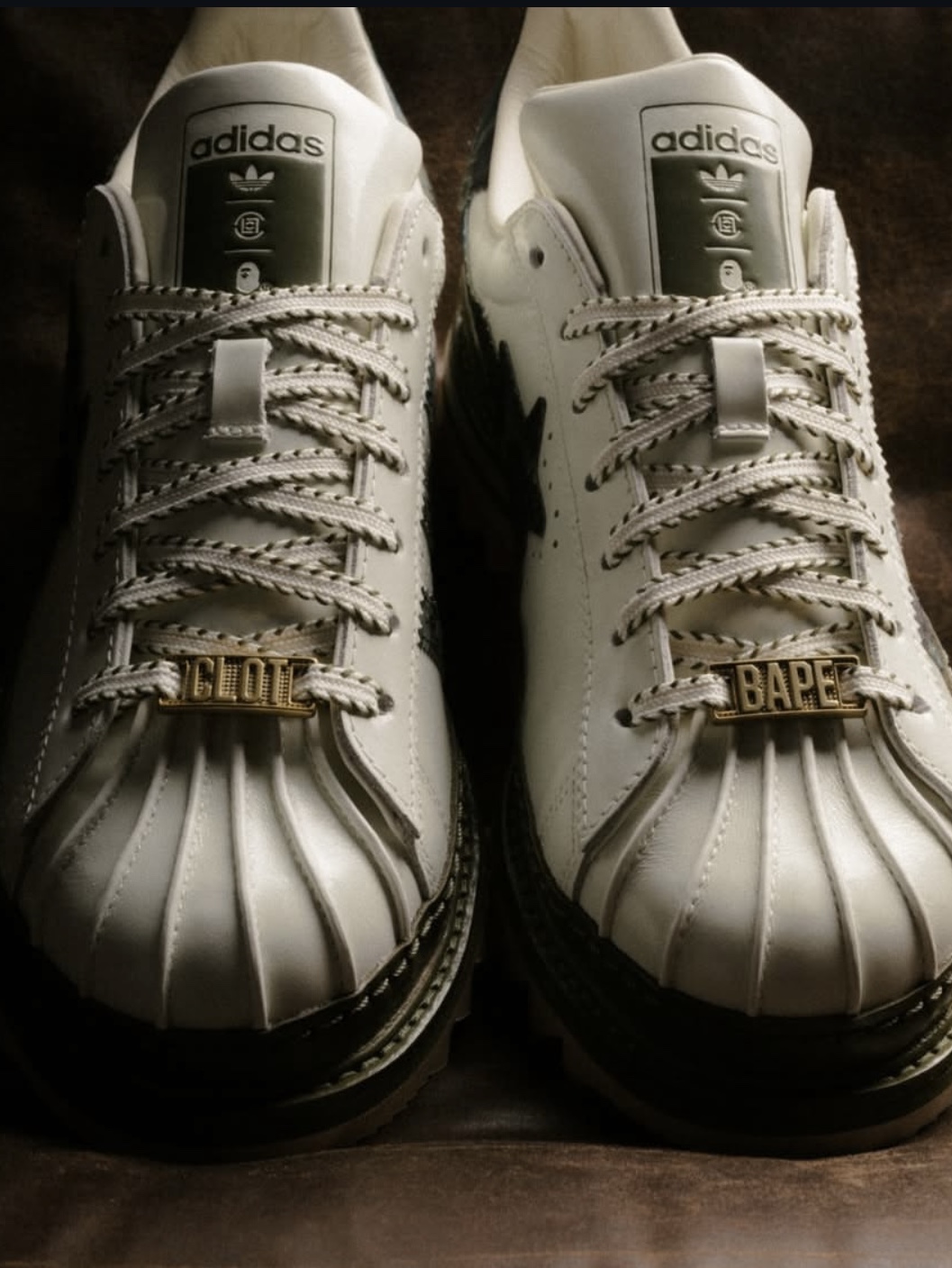 Adidas x BAPE x Edison Chen Clot Superstar Off White Branch 착용 스타일 - 3