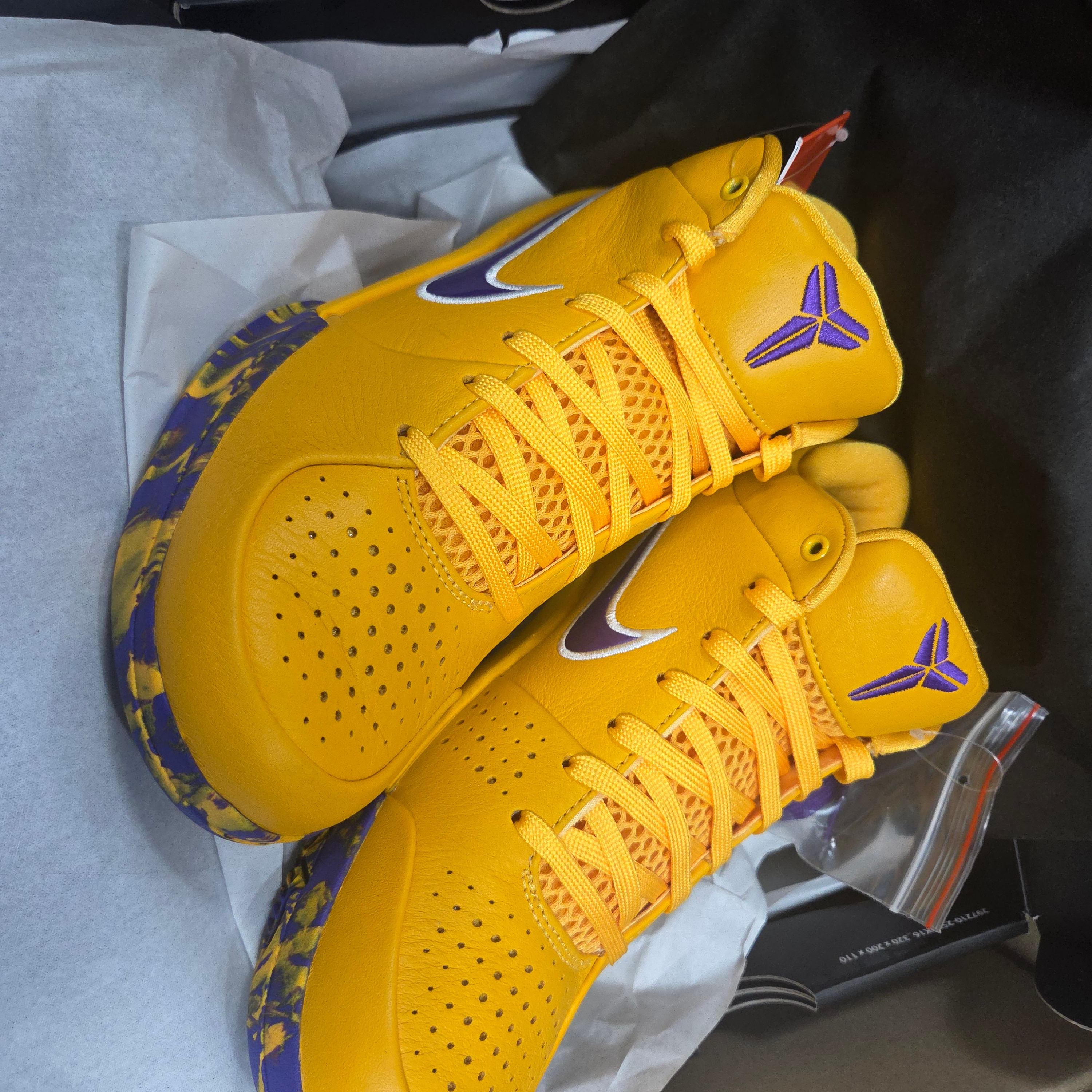 (GS) Nike Kobe 4 Draft Pack University Gold and Fierce Purple 착용 스타일