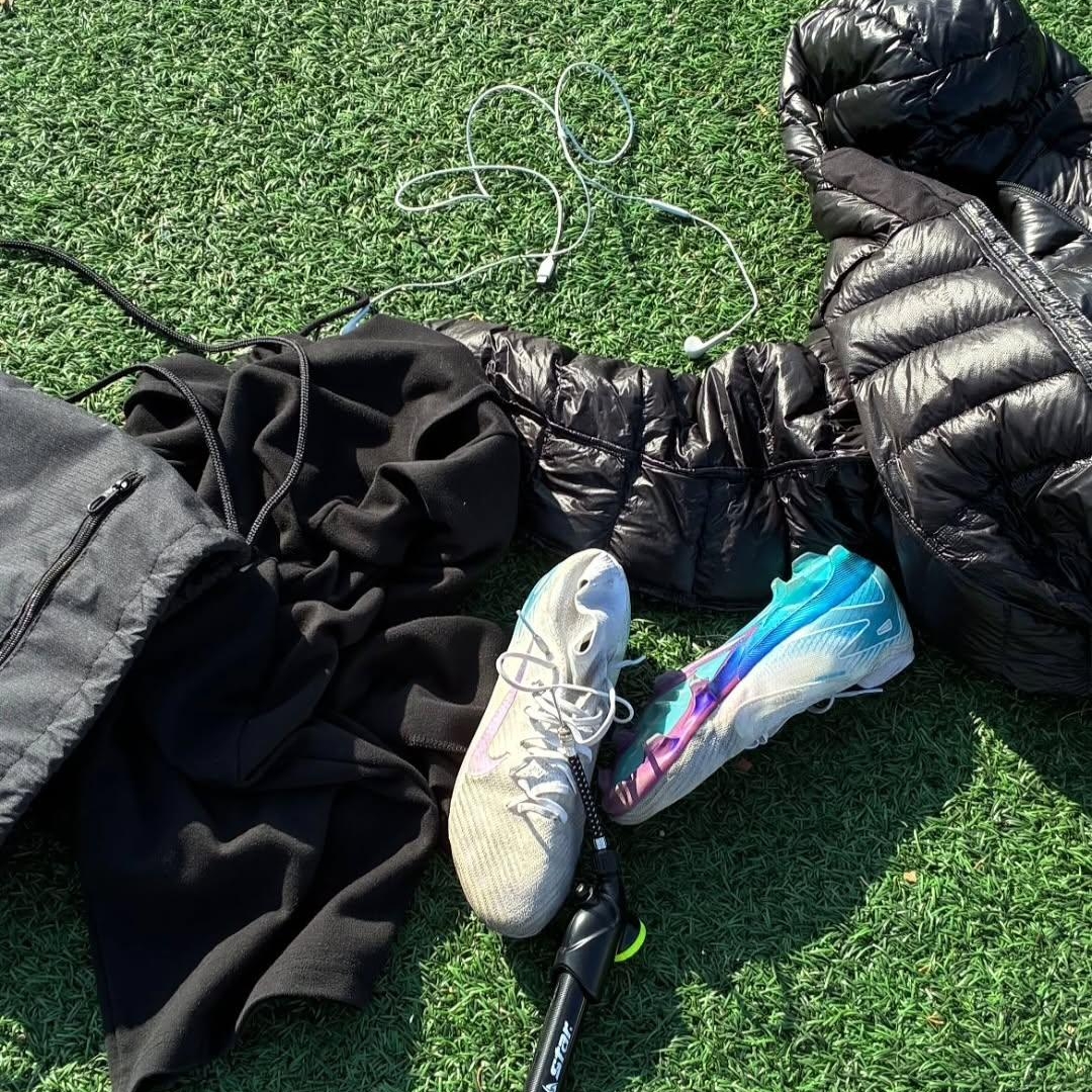 Nike Zoom Mercurial Vapor 16 Elite LV8 FG White Multi Colour, Moncler Maya Hooded Short Down Jacket Black - 25FW 착용 스타일