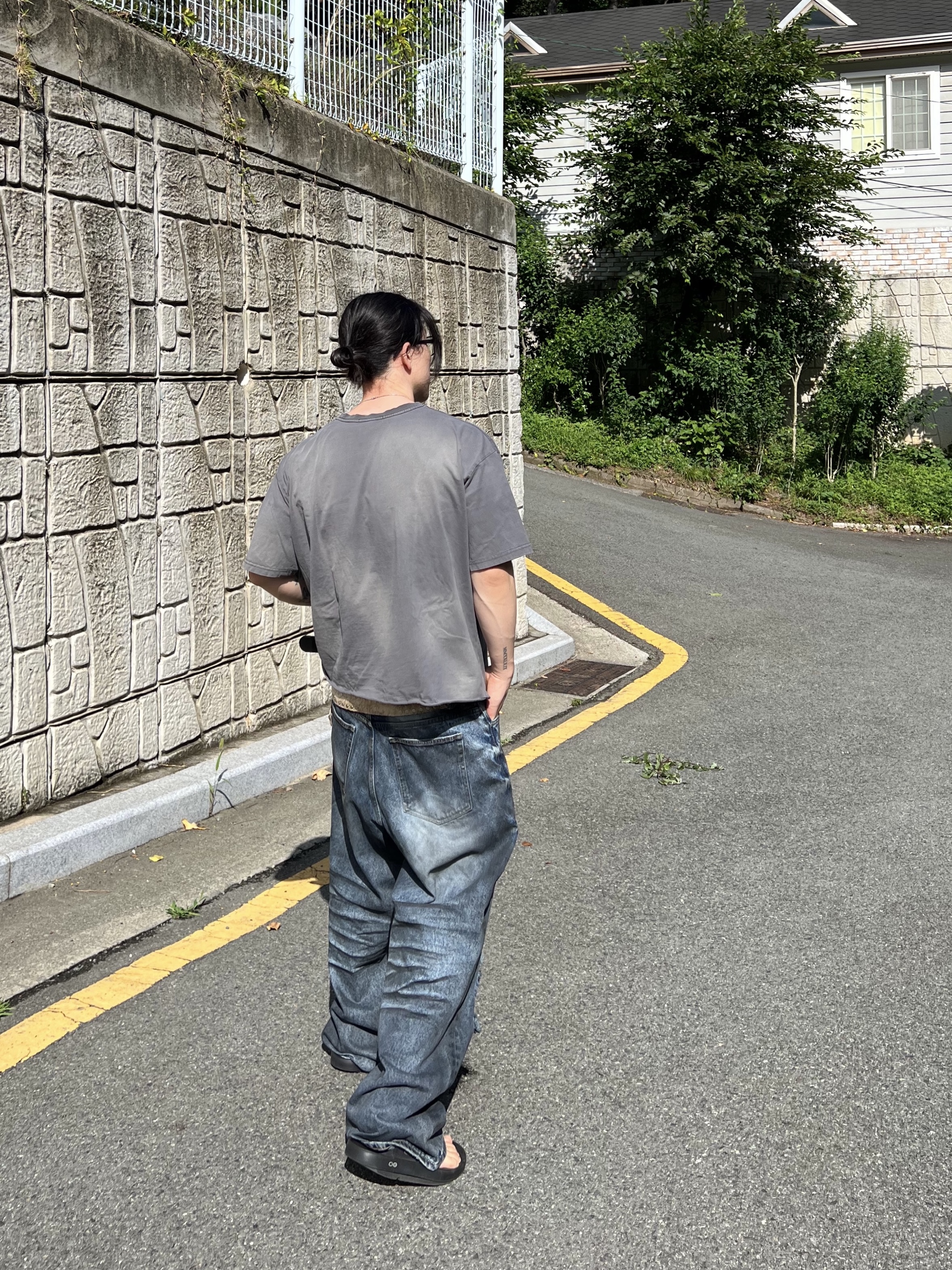 Aoiro Low-Key Cropped S/S T-Shirt Washed Grey, Undermycar Calf Hair Module Belt Strap Red Leopard 착용 스타일 - 7
