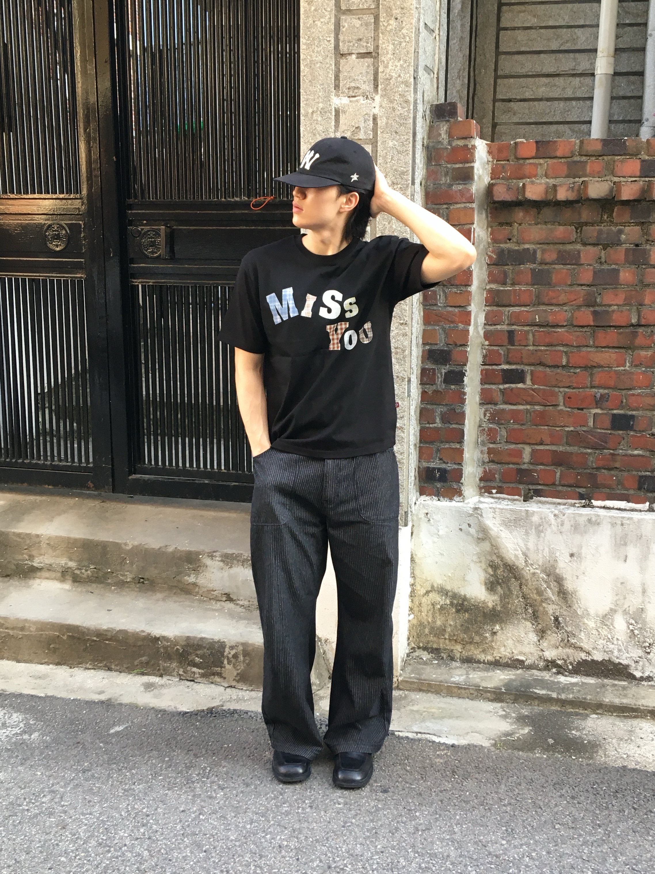 Kinchi Foat - 505 (a) Black, Aoiro 6-Panel Bone A/N Cap Black 착용 스타일
