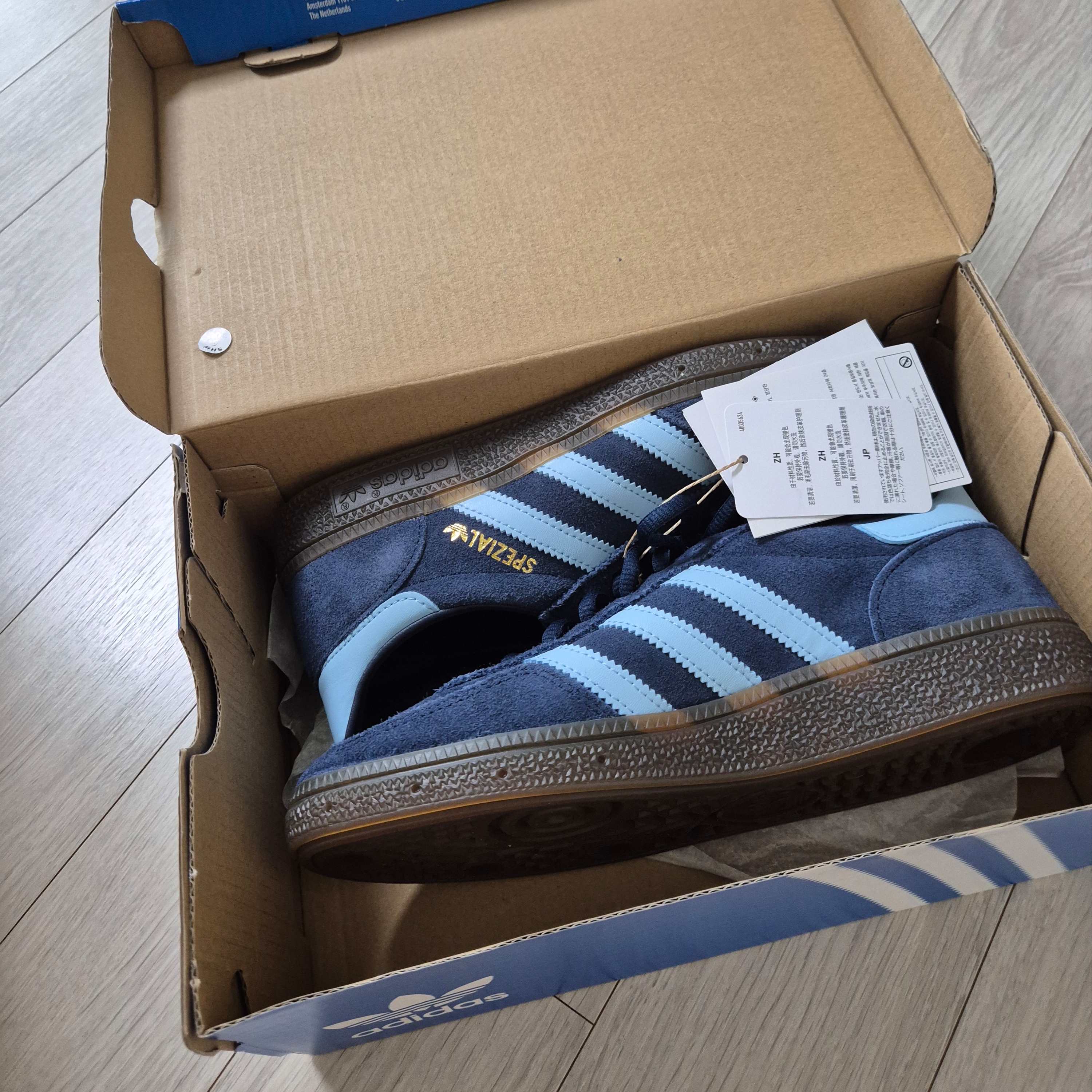 Adidas Spezial Handball Collegiate Navy 착용 스타일 - 2