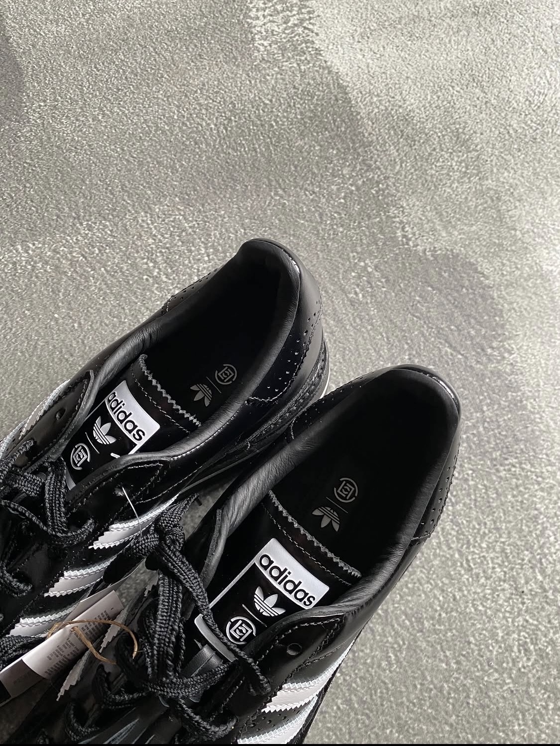 Adidas x Clot Superstar Core Black Cloud White, Adidas x Song for the Mute 007 Samba LX Freizeit Black 착용 스타일 - 3