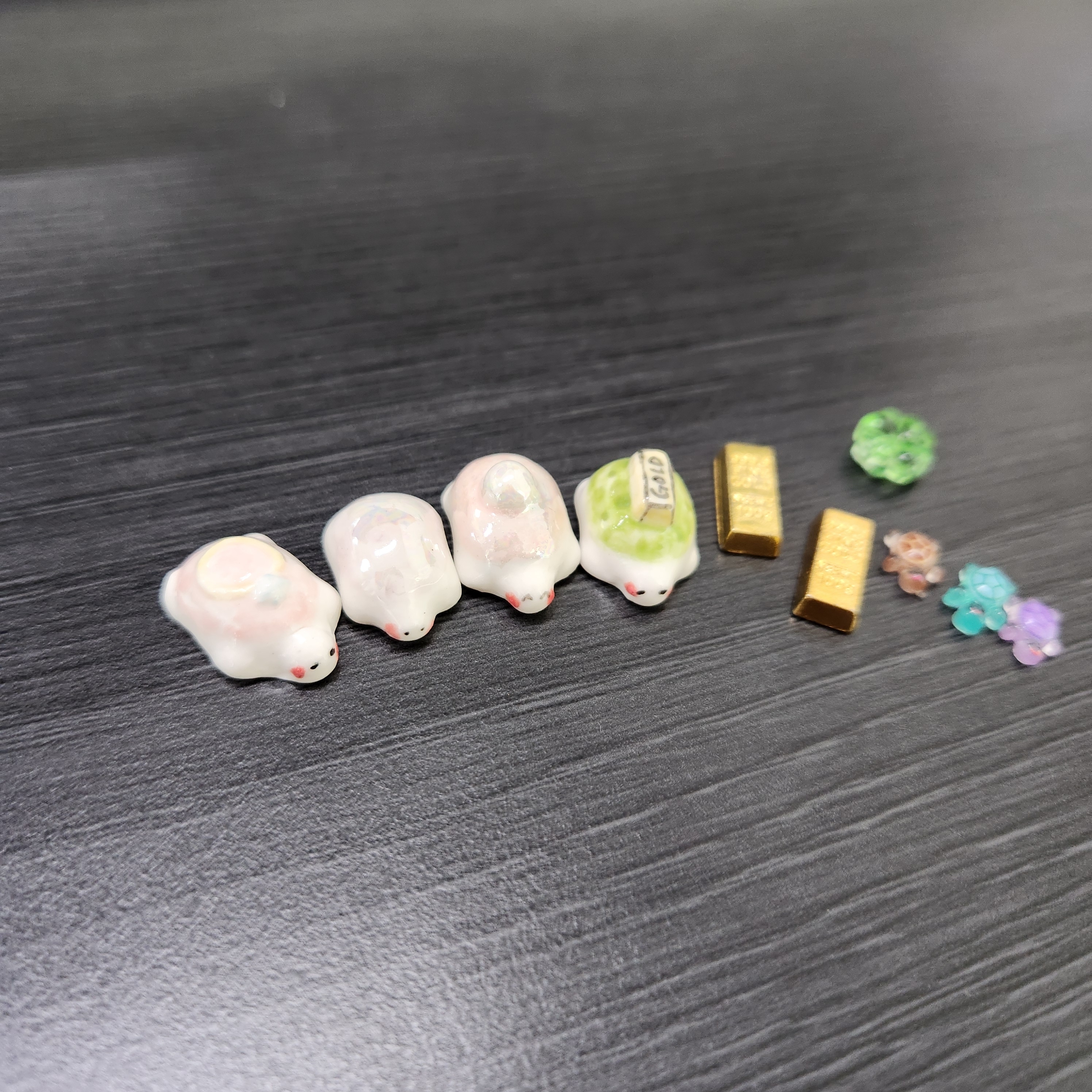 ANIMINI Lucky Turtle Pearl (2type), [KREAM 단독] ANIMINI Lucky Turtle 3D Jewel (5colors) 착용 스타일 - 2